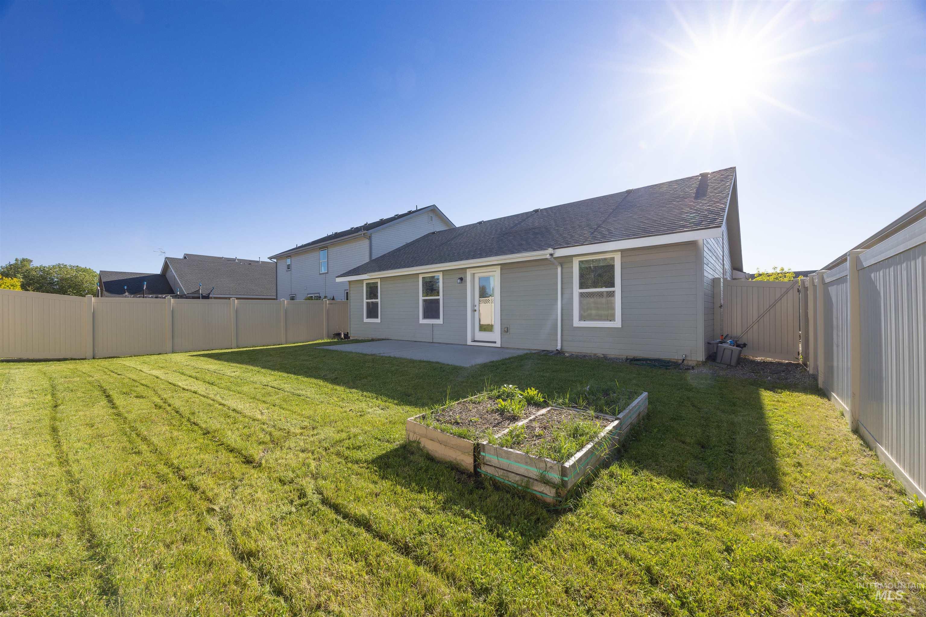 4064 N Alester Ave, Meridian, Idaho 83646, 3 Bedrooms, 2 Bathrooms, Residential For Sale, Price $445,000,MLS 98993267
