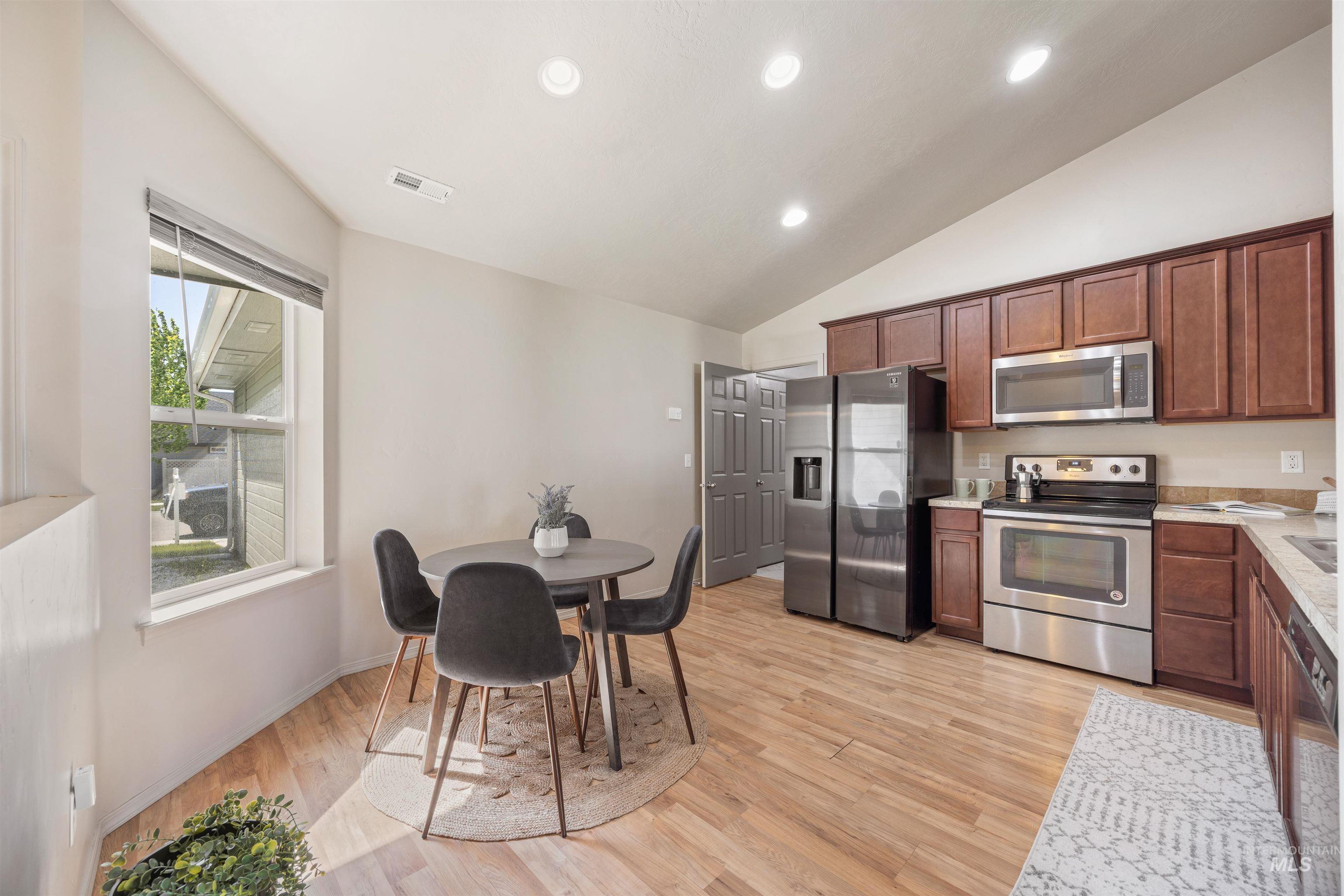 4064 N Alester Ave, Meridian, Idaho 83646, 3 Bedrooms, 2 Bathrooms, Residential For Sale, Price $445,000,MLS 98993267