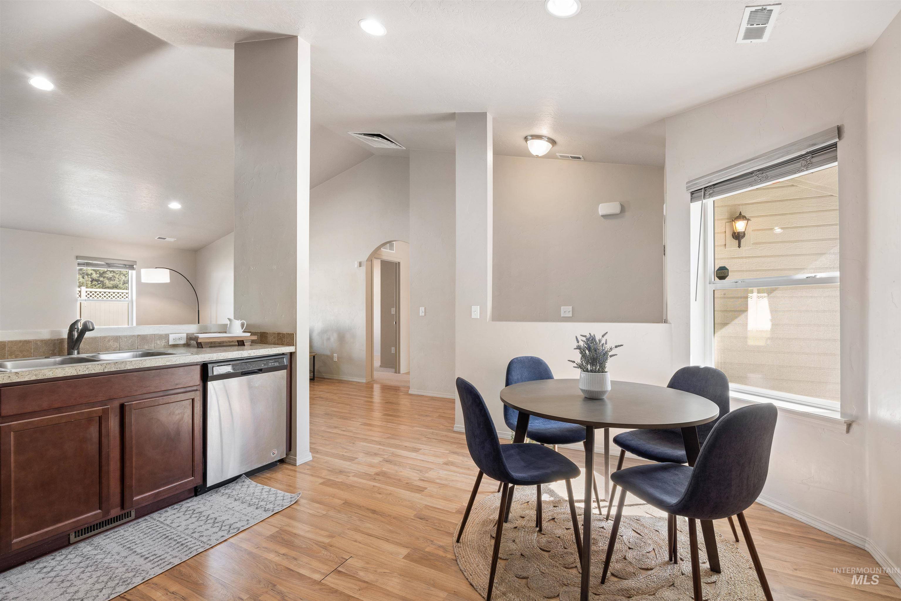 4064 N Alester Ave, Meridian, Idaho 83646, 3 Bedrooms, 2 Bathrooms, Residential For Sale, Price $445,000,MLS 98993267