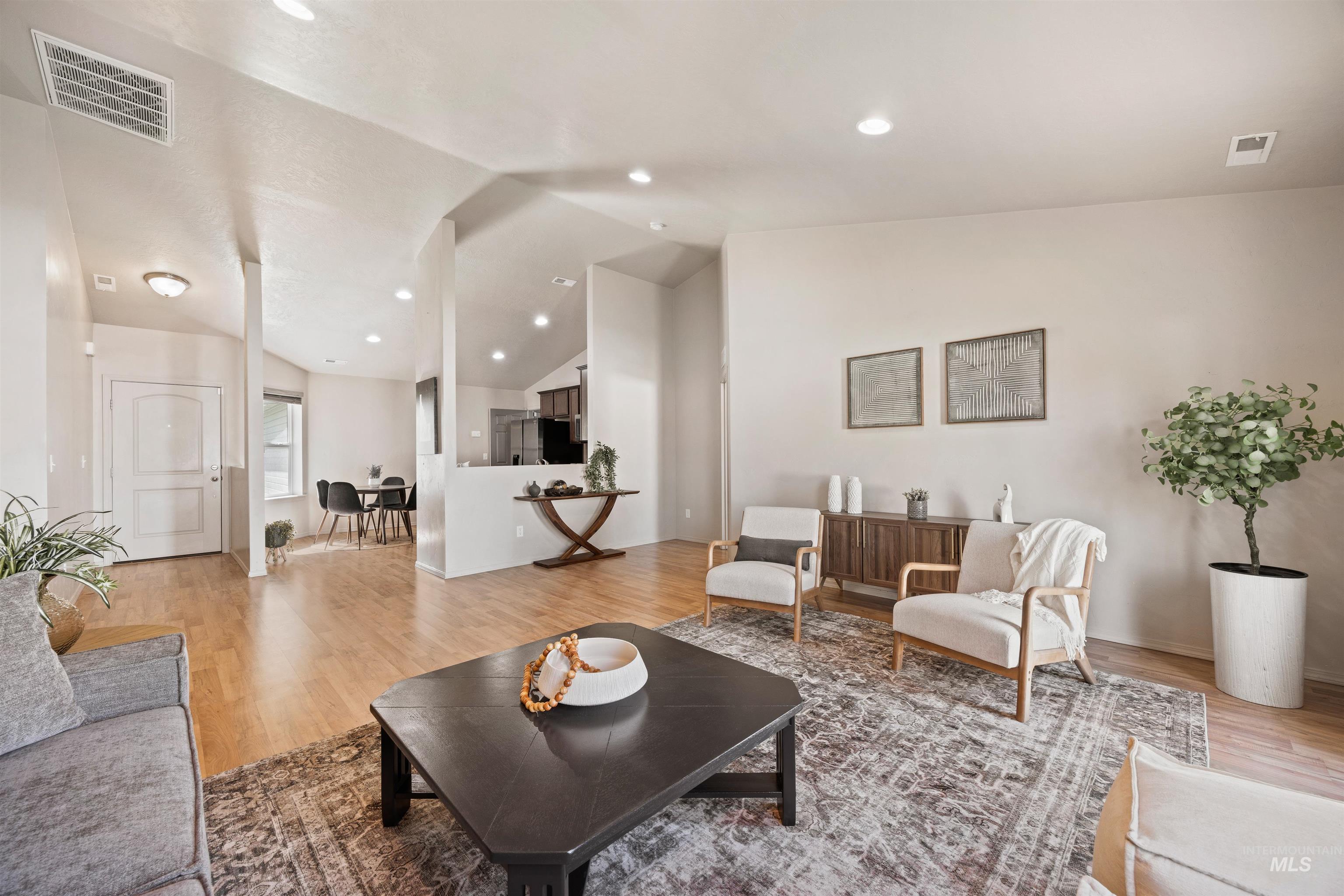 4064 N Alester Ave, Meridian, Idaho 83646, 3 Bedrooms, 2 Bathrooms, Residential For Sale, Price $445,000,MLS 98993267