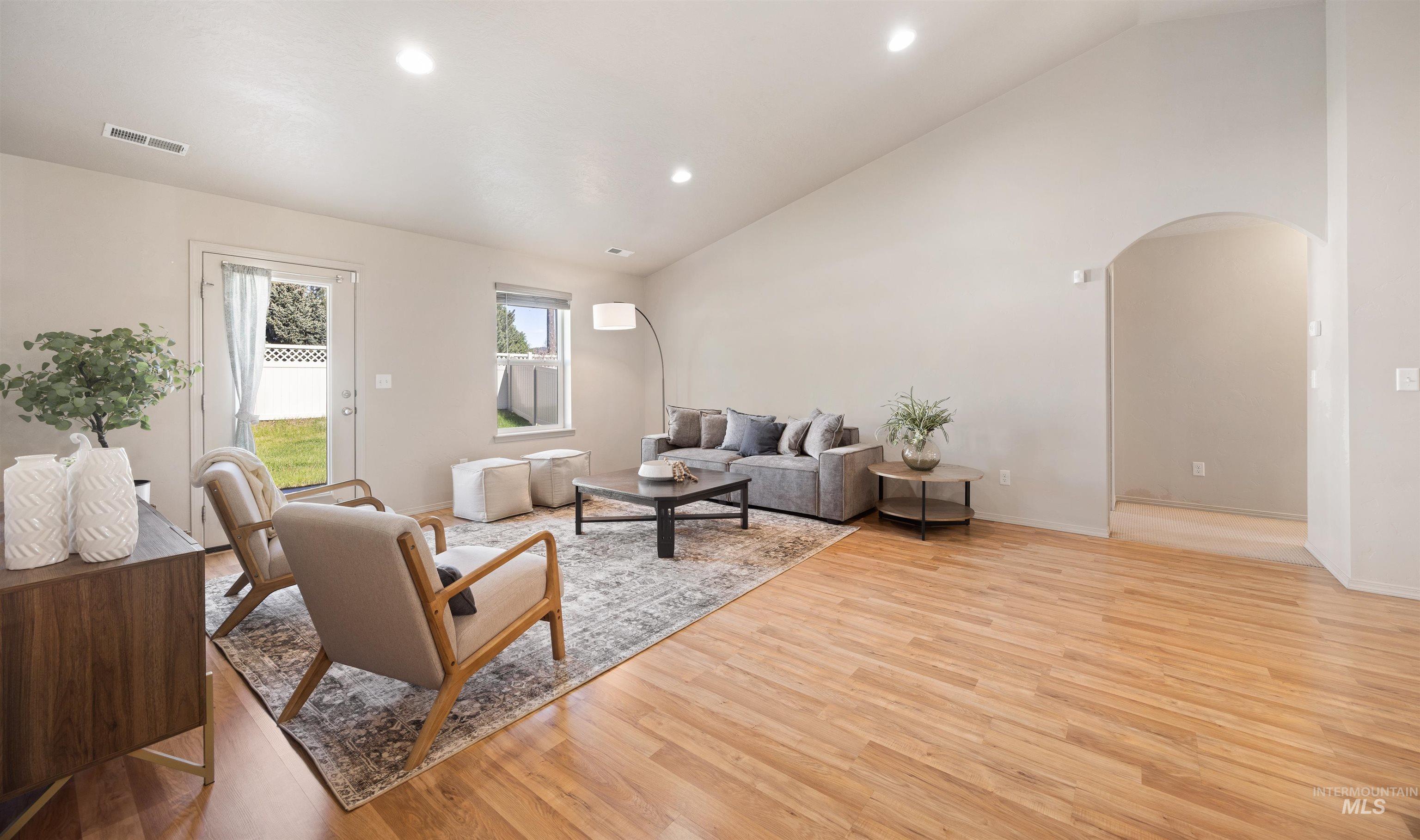 4064 N Alester Ave, Meridian, Idaho 83646, 3 Bedrooms, 2 Bathrooms, Residential For Sale, Price $445,000,MLS 98993267