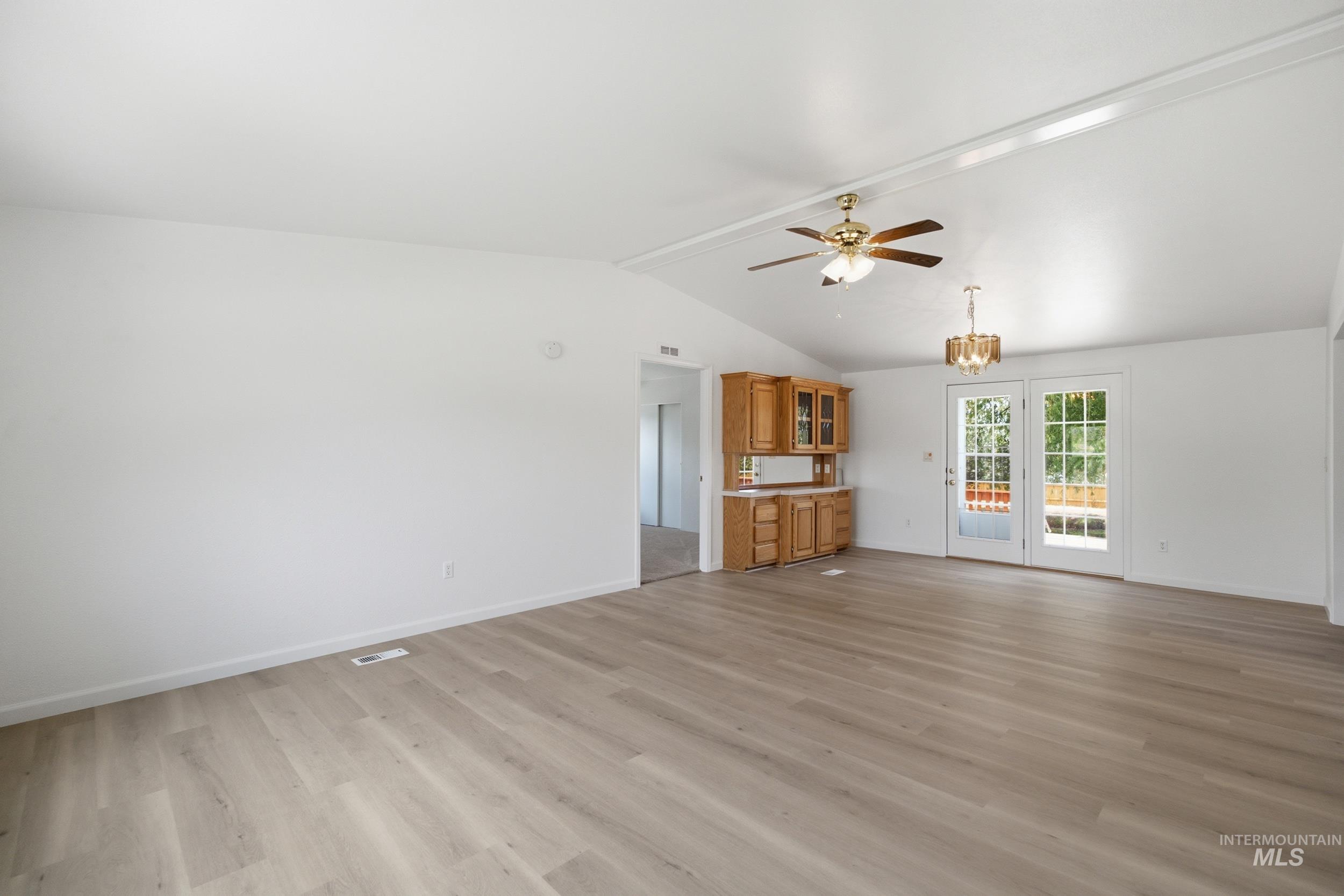 7422 Track Rd, Nampa, Idaho 83686, 3 Bedrooms, 2 Bathrooms, Residential For Sale, Price $499,999, 98993269