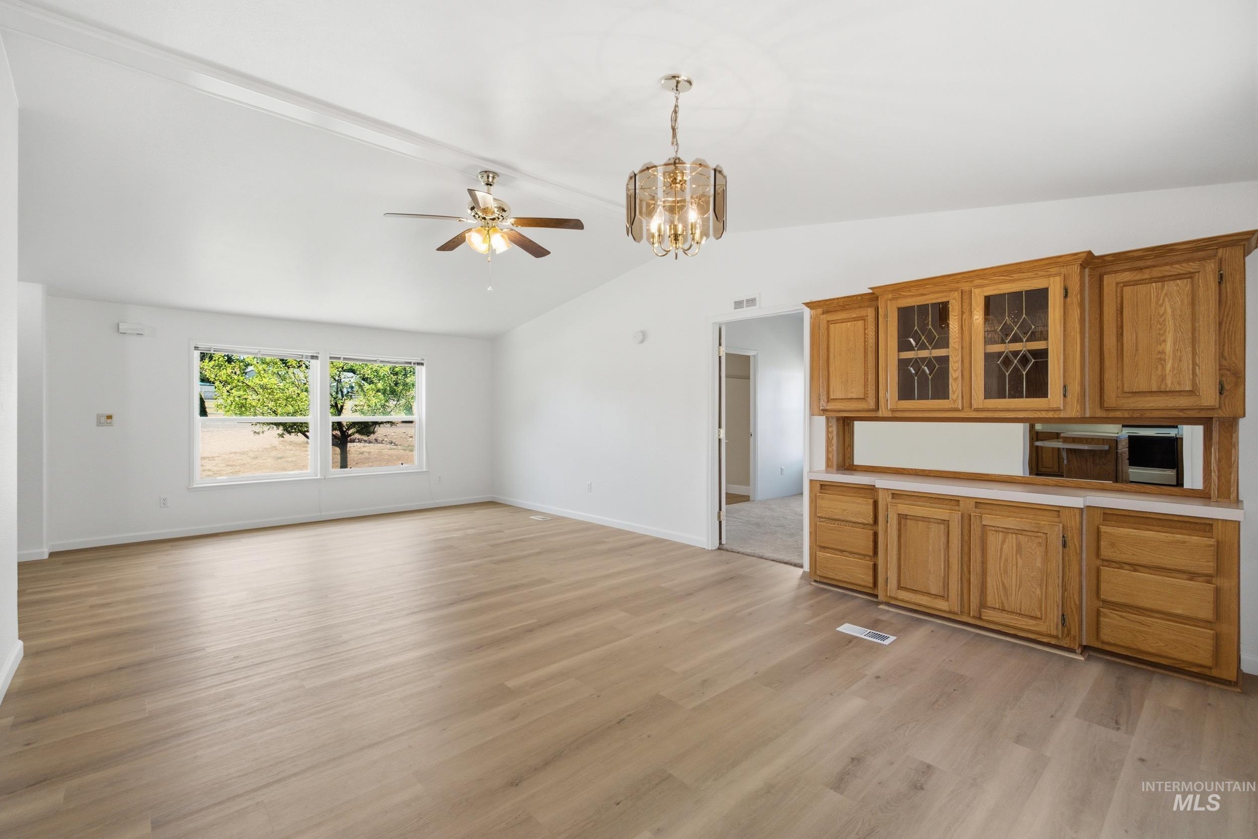 7422 Track Rd, Nampa, Idaho 83686, 3 Bedrooms, 2 Bathrooms, Residential For Sale, Price $499,999, 98993269