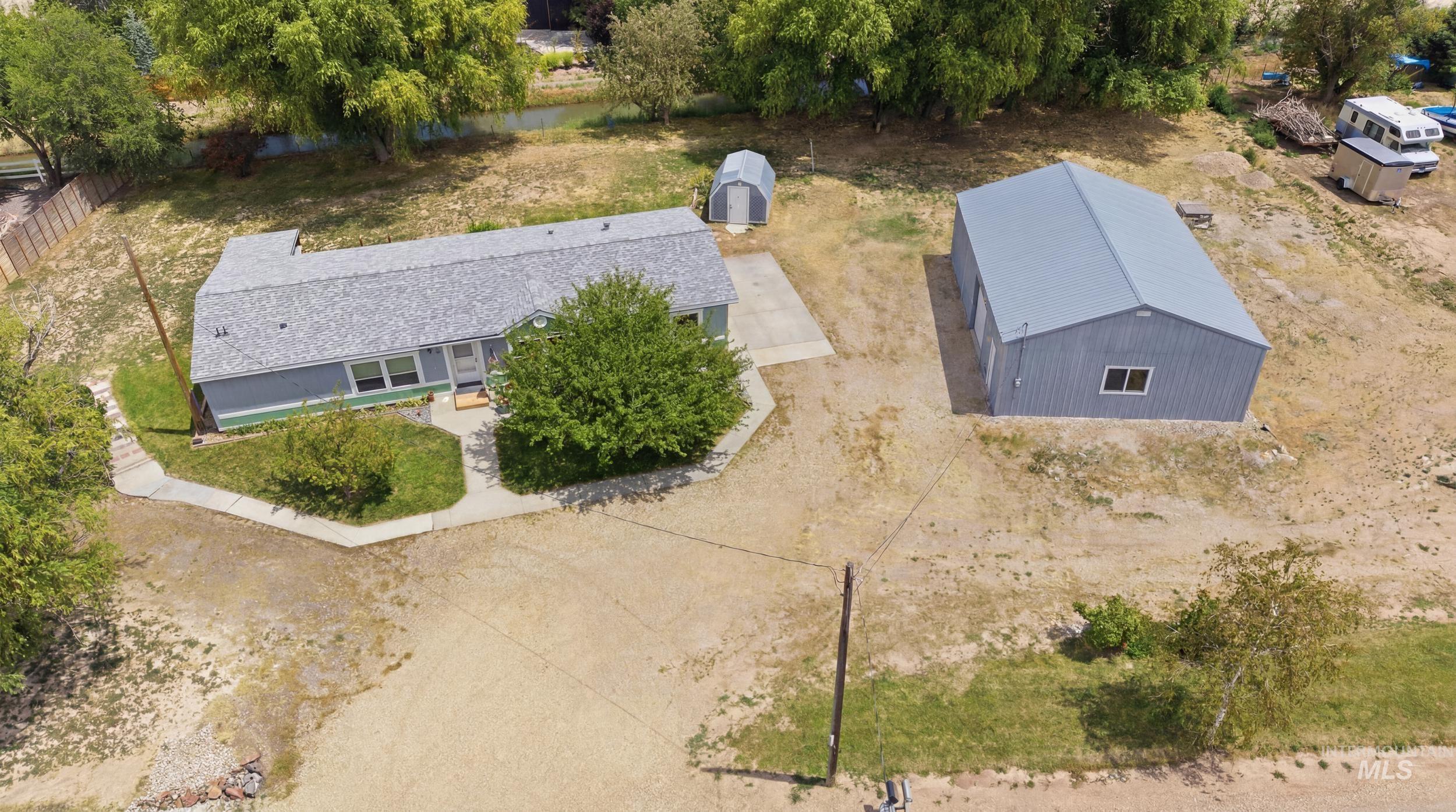 7422 Track Rd, Nampa, Idaho 83686, 3 Bedrooms, 2 Bathrooms, Residential For Sale, Price $499,999, 98993269