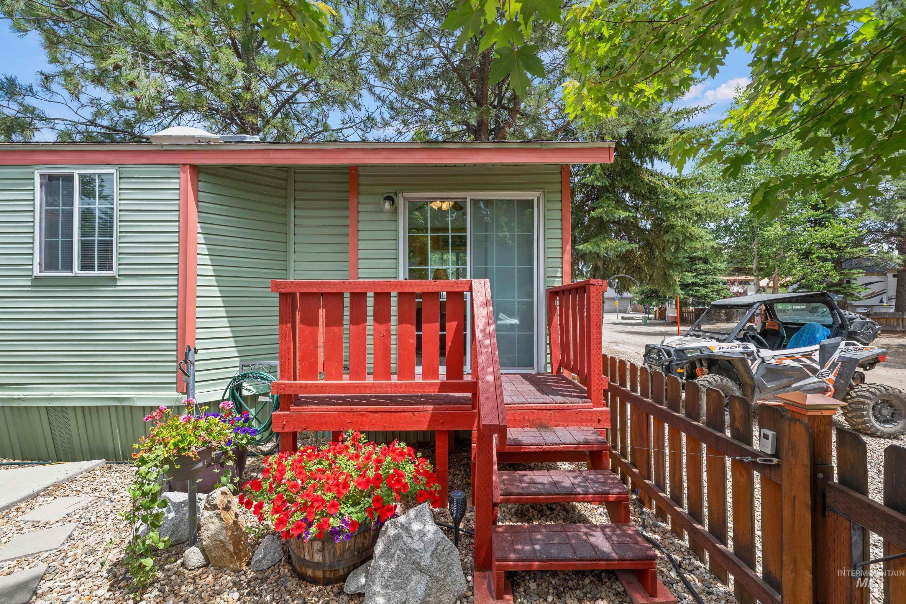 514 W Sawyer, Cascade, Idaho 83611, 1 Bedroom, 1 Bathroom, Residential For Sale, Price $170,000, 98993271