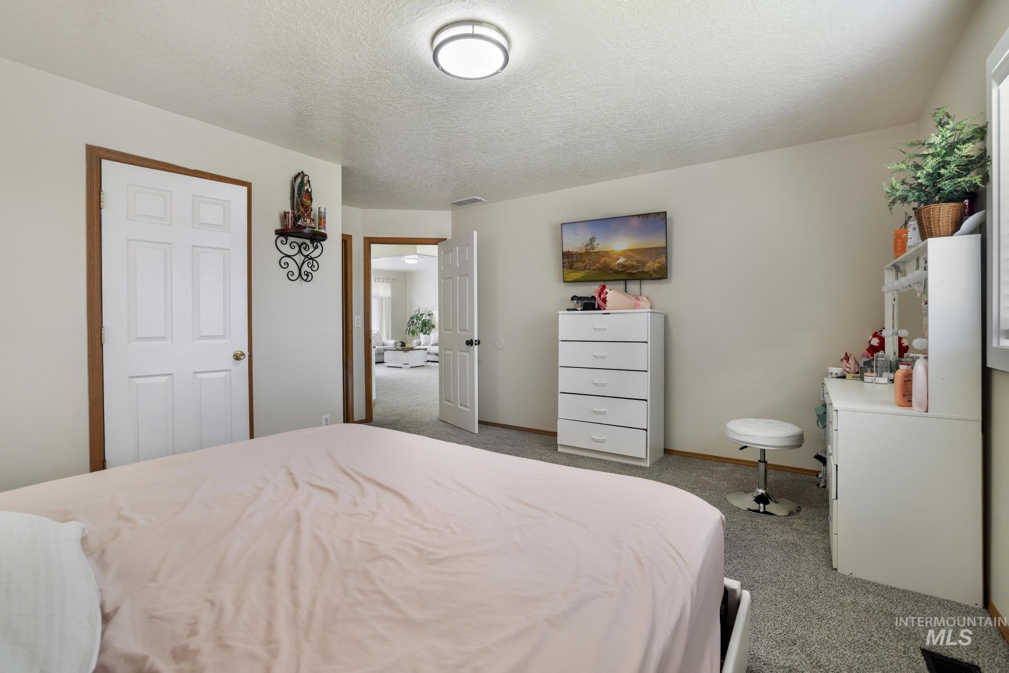 457 Eastgate Dr., Twin Falls, Idaho 83301, 4 Bedrooms, 2 Bathrooms, Residential For Sale, Price $420,000,MLS 98993272