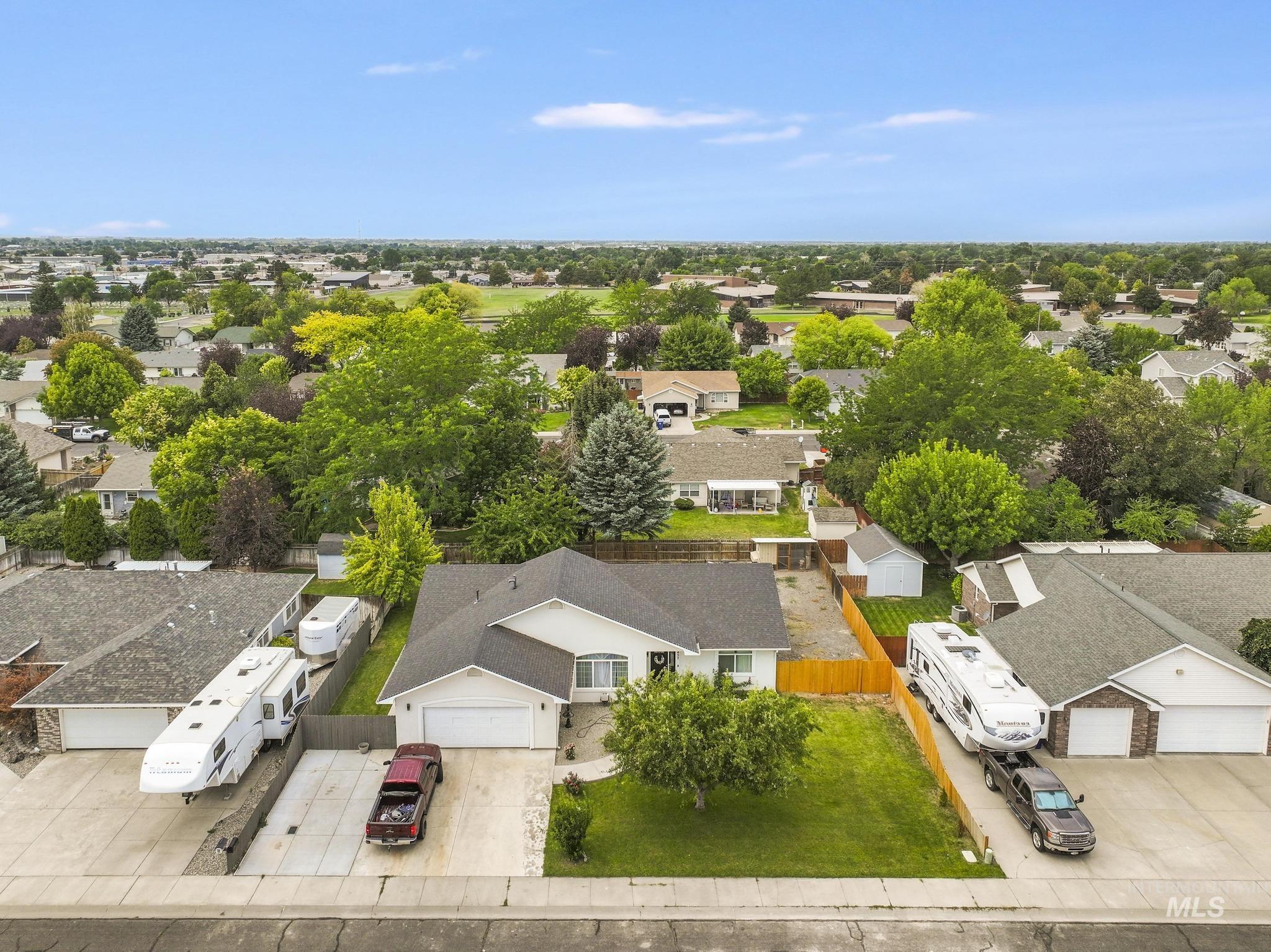 457 Eastgate Dr., Twin Falls, Idaho 83301, 4 Bedrooms, 2 Bathrooms, Residential For Sale, Price $420,000,MLS 98993272