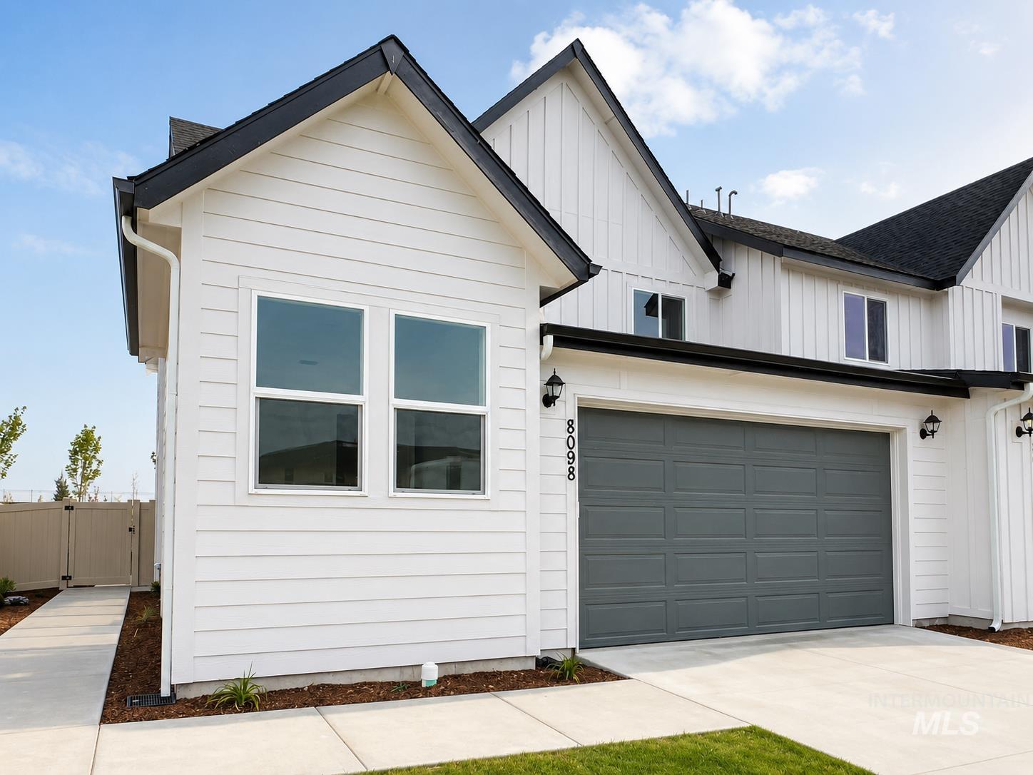 8098 W Fern St., Eagle, Idaho 83616, 3 Bedrooms, 2.5 Bathrooms, Residential For Sale, Price $439,900,MLS 98993273