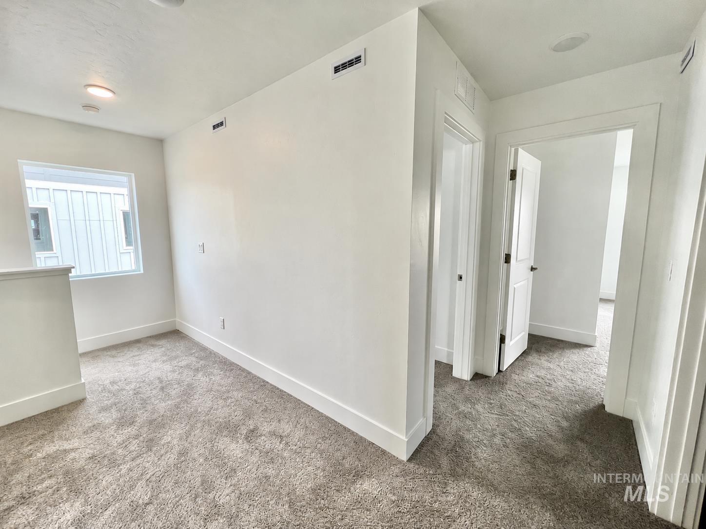 8098 W Fern St., Eagle, Idaho 83616, 3 Bedrooms, 2.5 Bathrooms, Residential For Sale, Price $439,900, 98993273