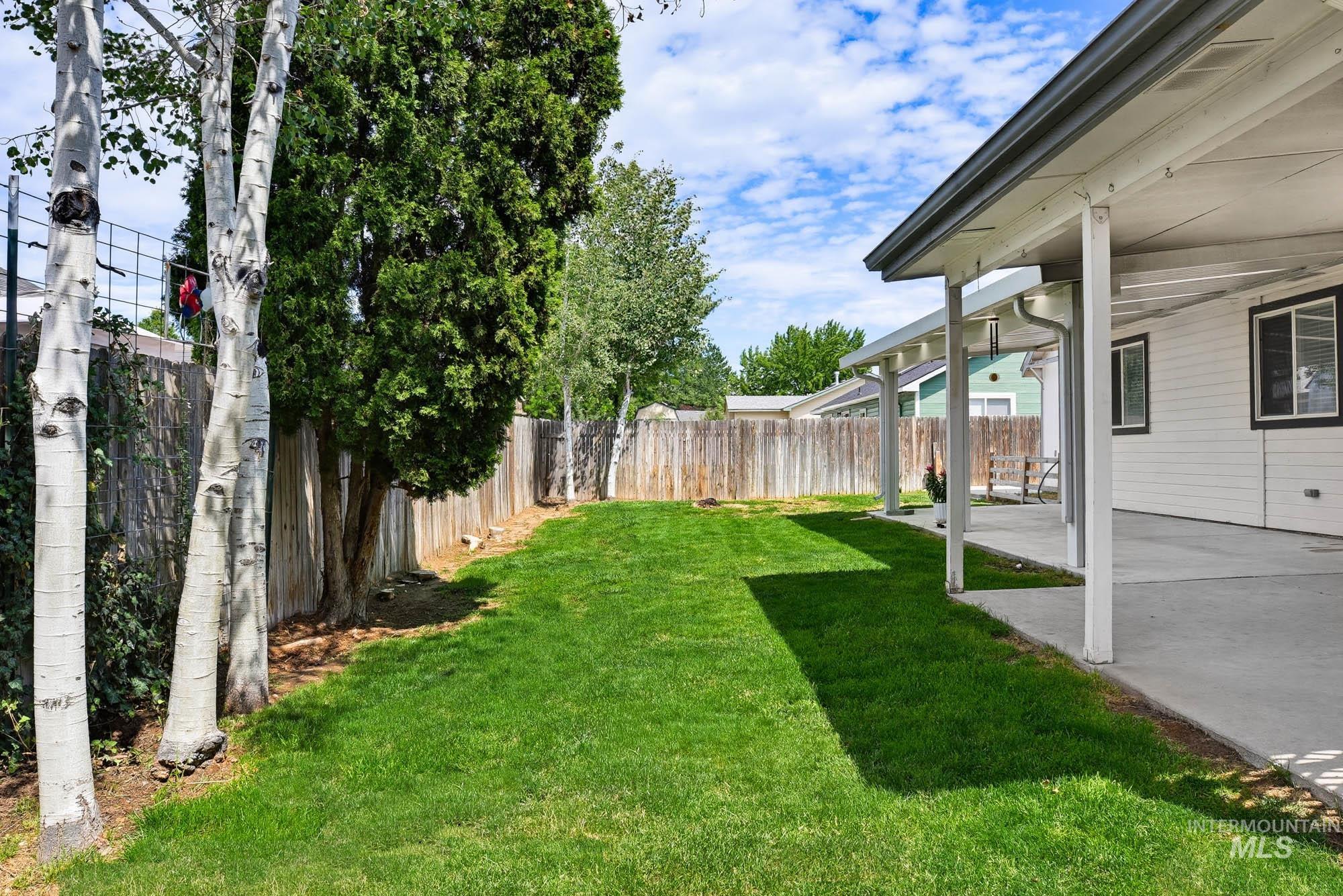 2566 W Willard St, Meridian, Idaho 83642, 3 Bedrooms, 2 Bathrooms, Residential For Sale, Price $425,000,MLS 98993274
