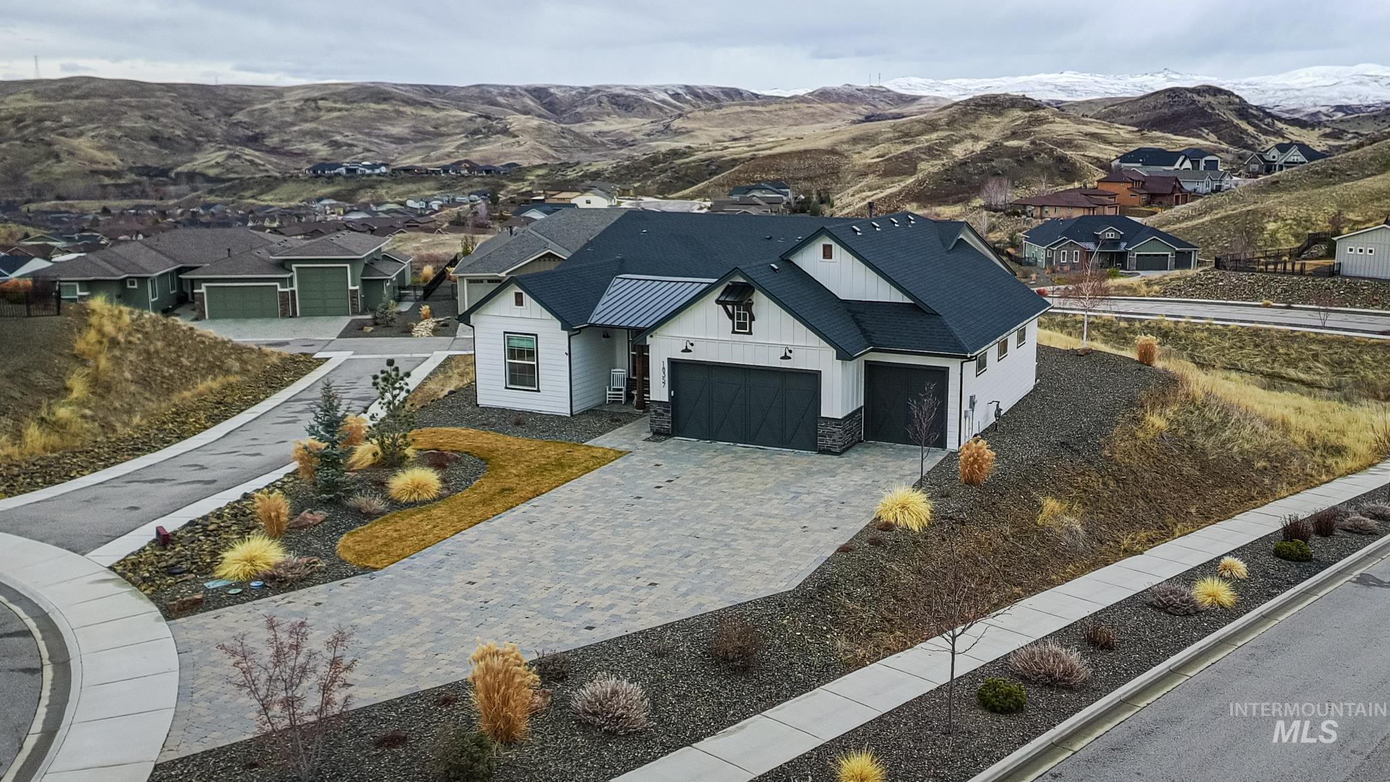 18357 N Burnt Car Way, Boise, Idaho 83714, 3 Bedrooms, 2.5 Bathrooms, Residential For Sale, Price $899,999,MLS 98993276