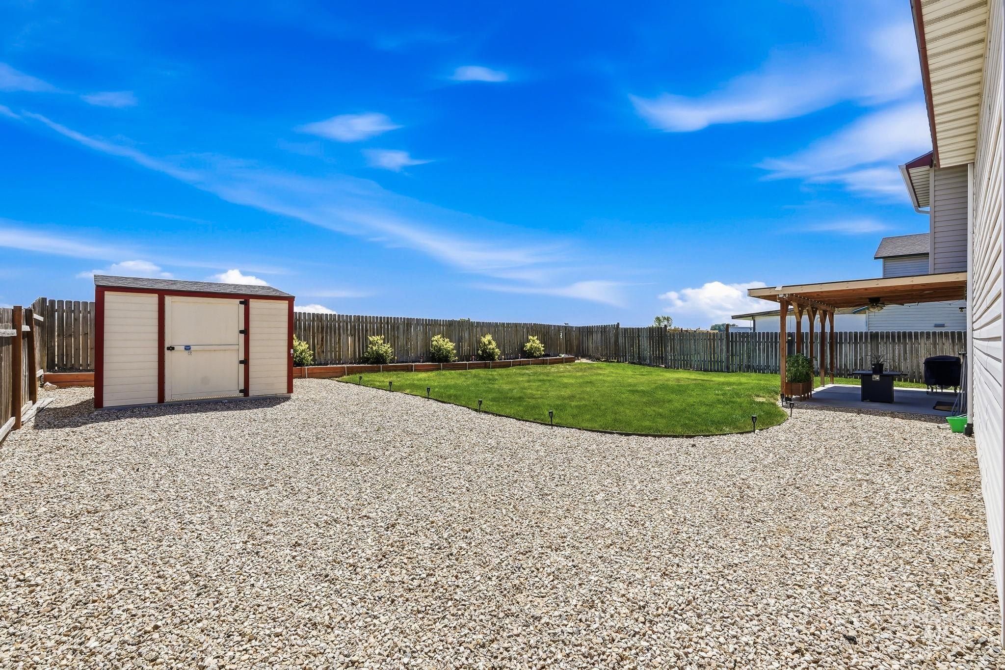 2067 W Hedgerow St, Kuna, Idaho 83634, 4 Bedrooms, 2.5 Bathrooms, Residential For Sale, Price $425,000,MLS 98993277