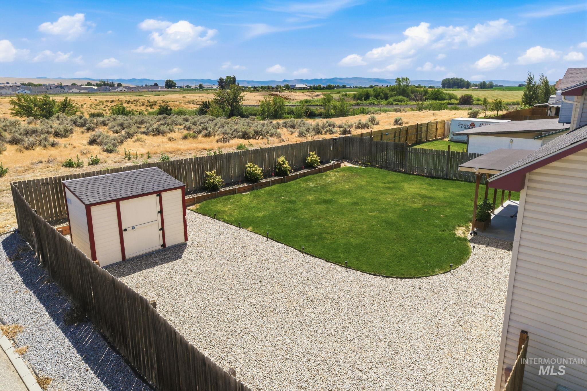 2067 W Hedgerow St, Kuna, Idaho 83634, 4 Bedrooms, 2.5 Bathrooms, Residential For Sale, Price $425,000,MLS 98993277
