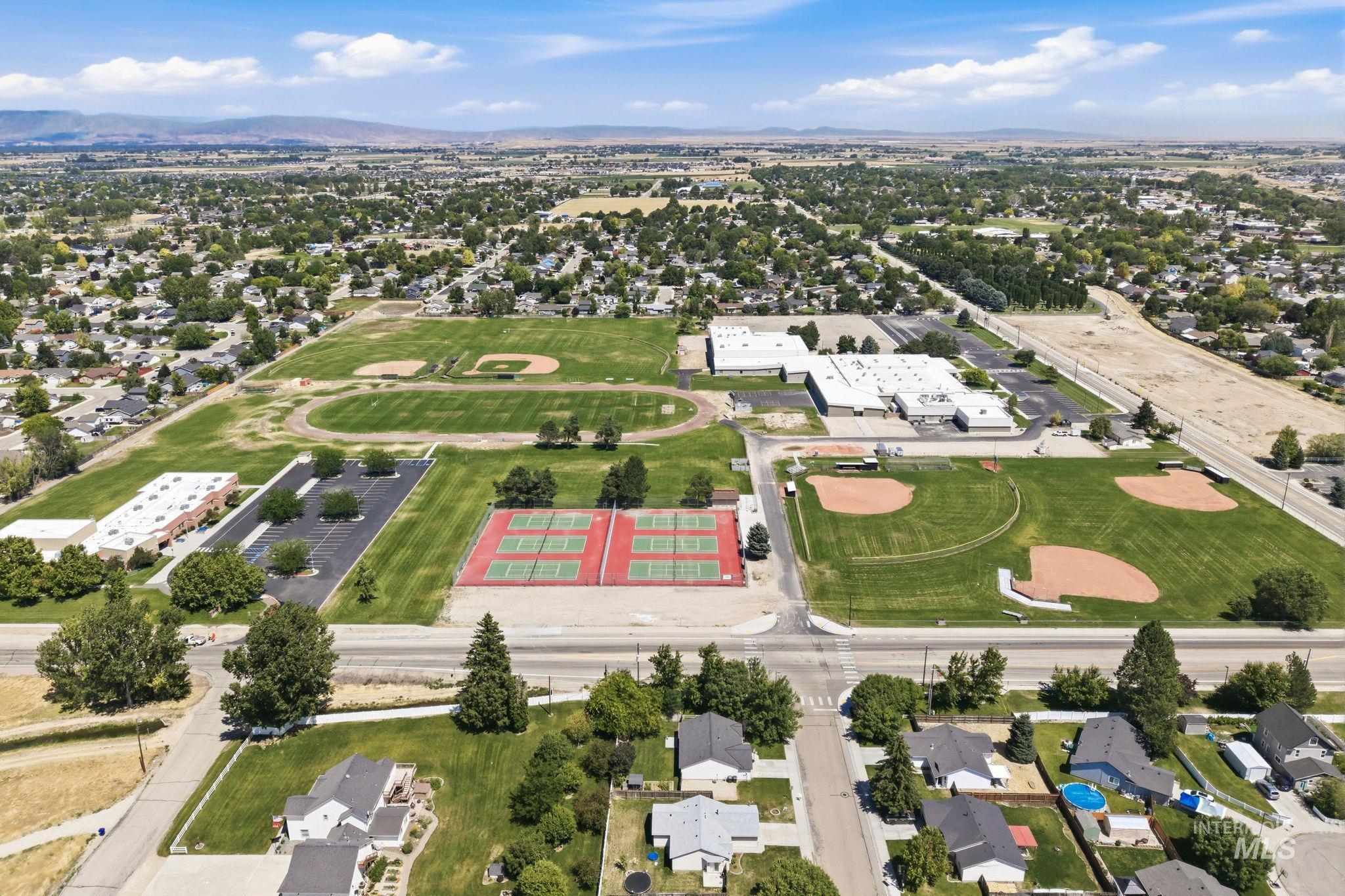 2067 W Hedgerow St, Kuna, Idaho 83634, 4 Bedrooms, 2.5 Bathrooms, Residential For Sale, Price $425,000,MLS 98993277