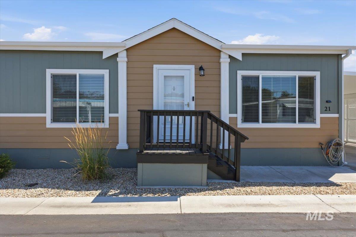 914 N Midland Blvd Trlr 21, Nampa, Idaho 83651, 2 Bedrooms, 2 Bathrooms, Residential For Sale, Price $164,900, 98993280