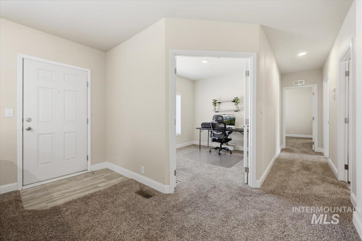 914 N Midland Blvd Trlr 21, Nampa, Idaho 83651, 2 Bedrooms, 2 Bathrooms, Residential For Sale, Price $164,900, 98993280