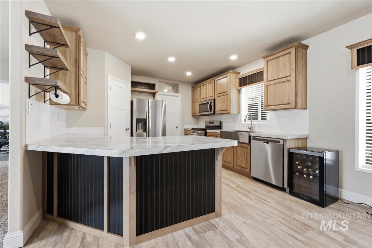 914 N Midland Blvd Trlr 21, Nampa, Idaho 83651, 2 Bedrooms, 2 Bathrooms, Residential For Sale, Price $164,900, 98993280