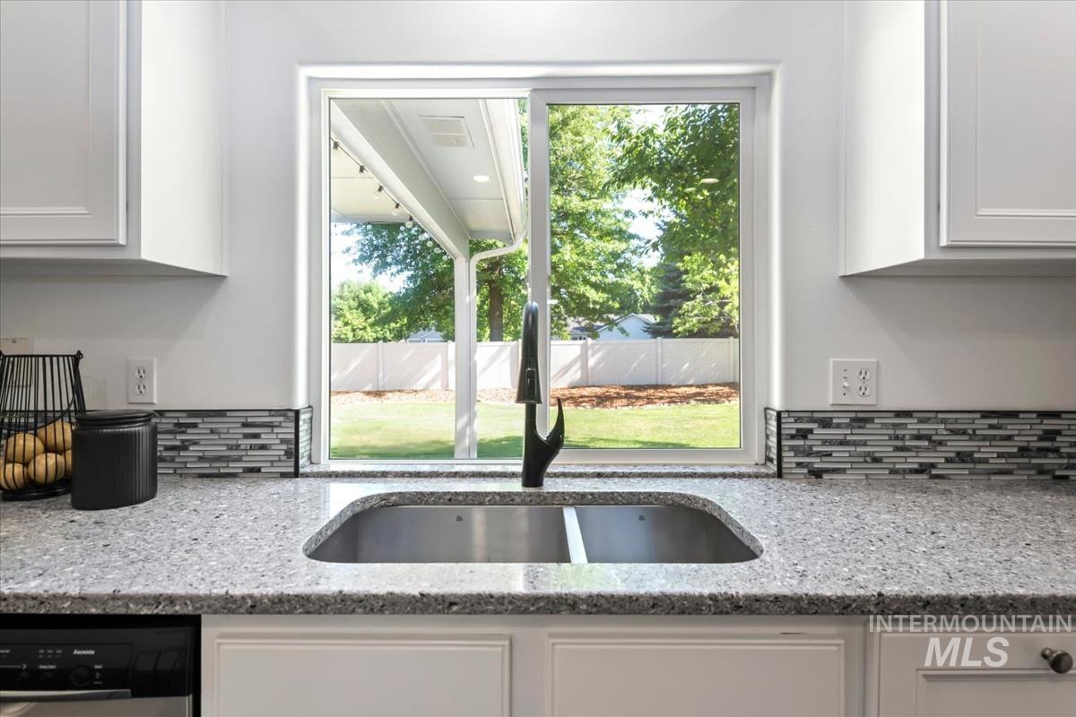 12470 W Palm St., Boise, Idaho 83713-5825, 4 Bedrooms, 2.5 Bathrooms, Residential For Sale, Price $529,900, 98993281