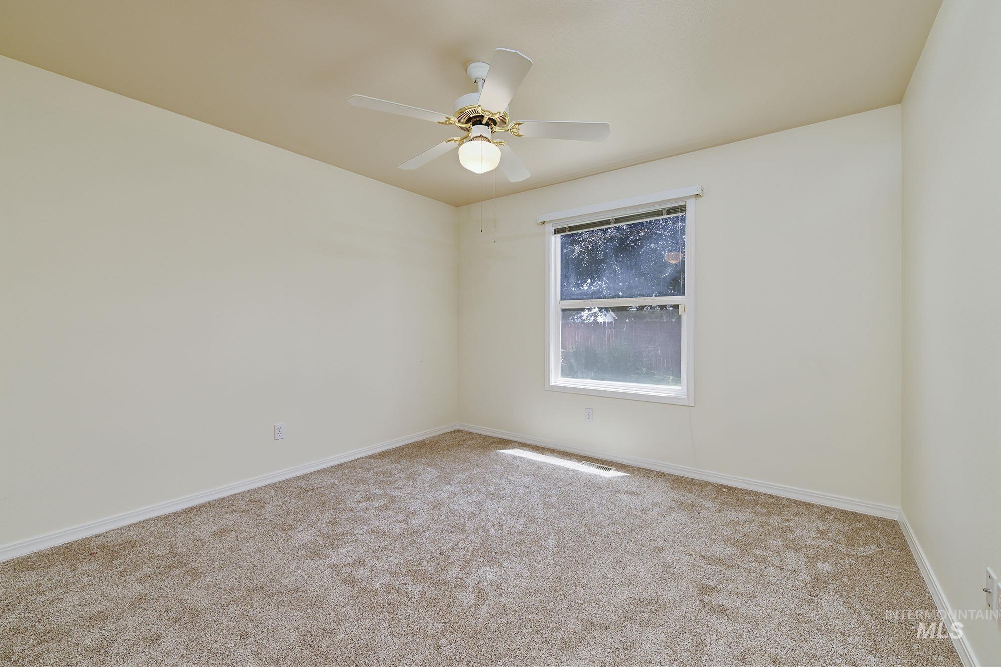 2490 N Victor Way, Meridian, Idaho 83646, 3 Bedrooms, 2 Bathrooms, Residential For Sale, Price $439,900, 98993282