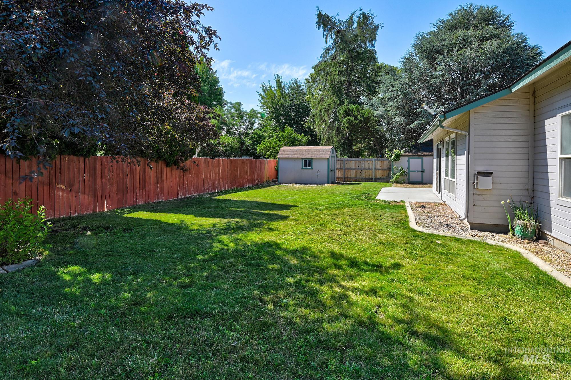 2490 N Victor Way, Meridian, Idaho 83646, 3 Bedrooms, 2 Bathrooms, Residential For Sale, Price $439,900, 98993282