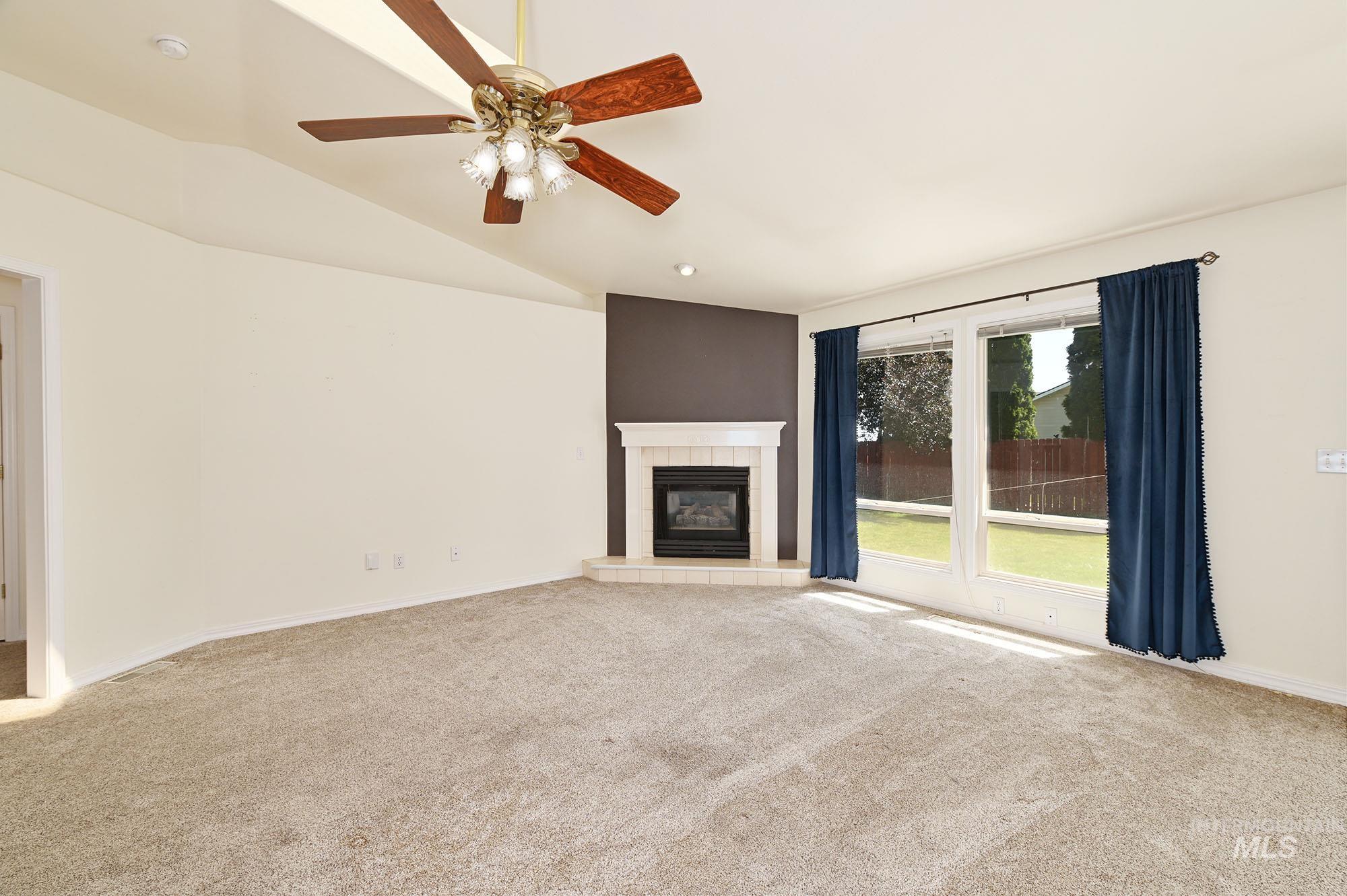 2490 N Victor Way, Meridian, Idaho 83646, 3 Bedrooms, 2 Bathrooms, Residential For Sale, Price $439,900, 98993282