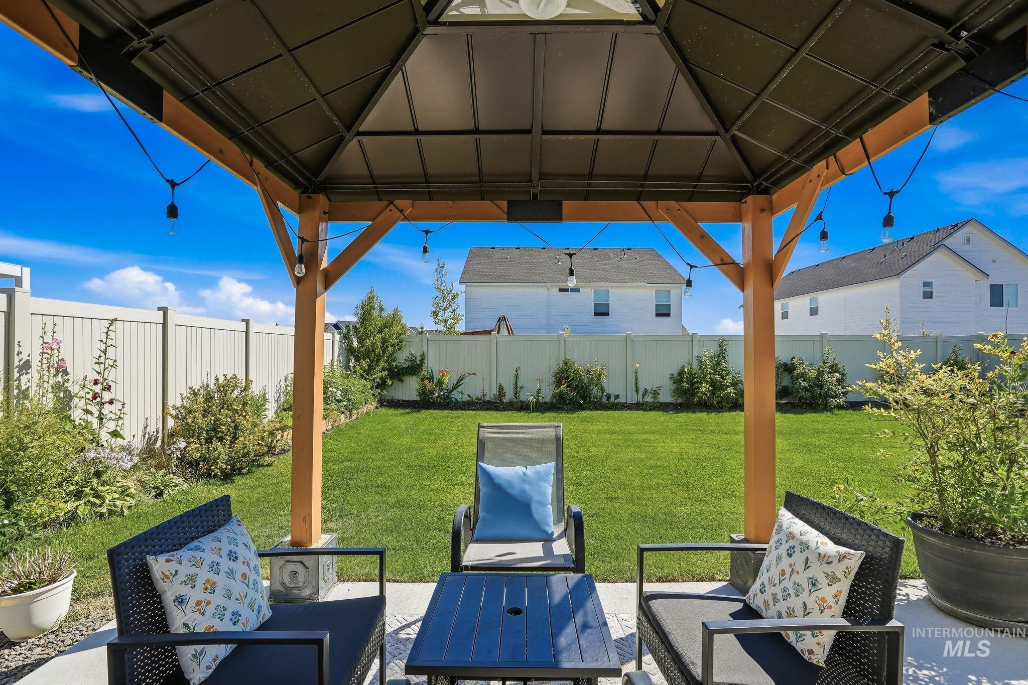 19330 Susquehanna Way, Caldwell, Idaho 83605, 3 Bedrooms, 2 Bathrooms, Residential For Sale, Price $379,900,MLS 98993283