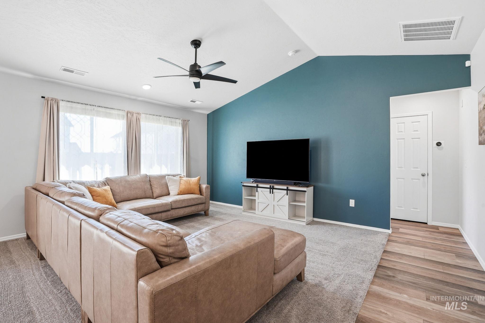 19330 Susquehanna Way, Caldwell, Idaho 83605, 3 Bedrooms, 2 Bathrooms, Residential For Sale, Price $379,900,MLS 98993283