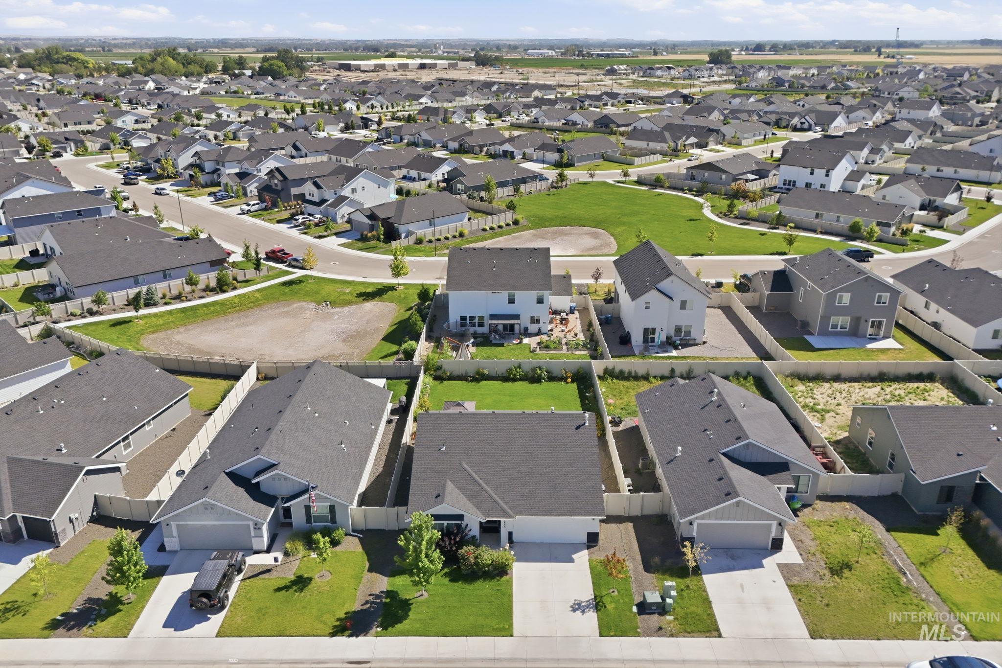 19330 Susquehanna Way, Caldwell, Idaho 83605, 3 Bedrooms, 2 Bathrooms, Residential For Sale, Price $379,900,MLS 98993283