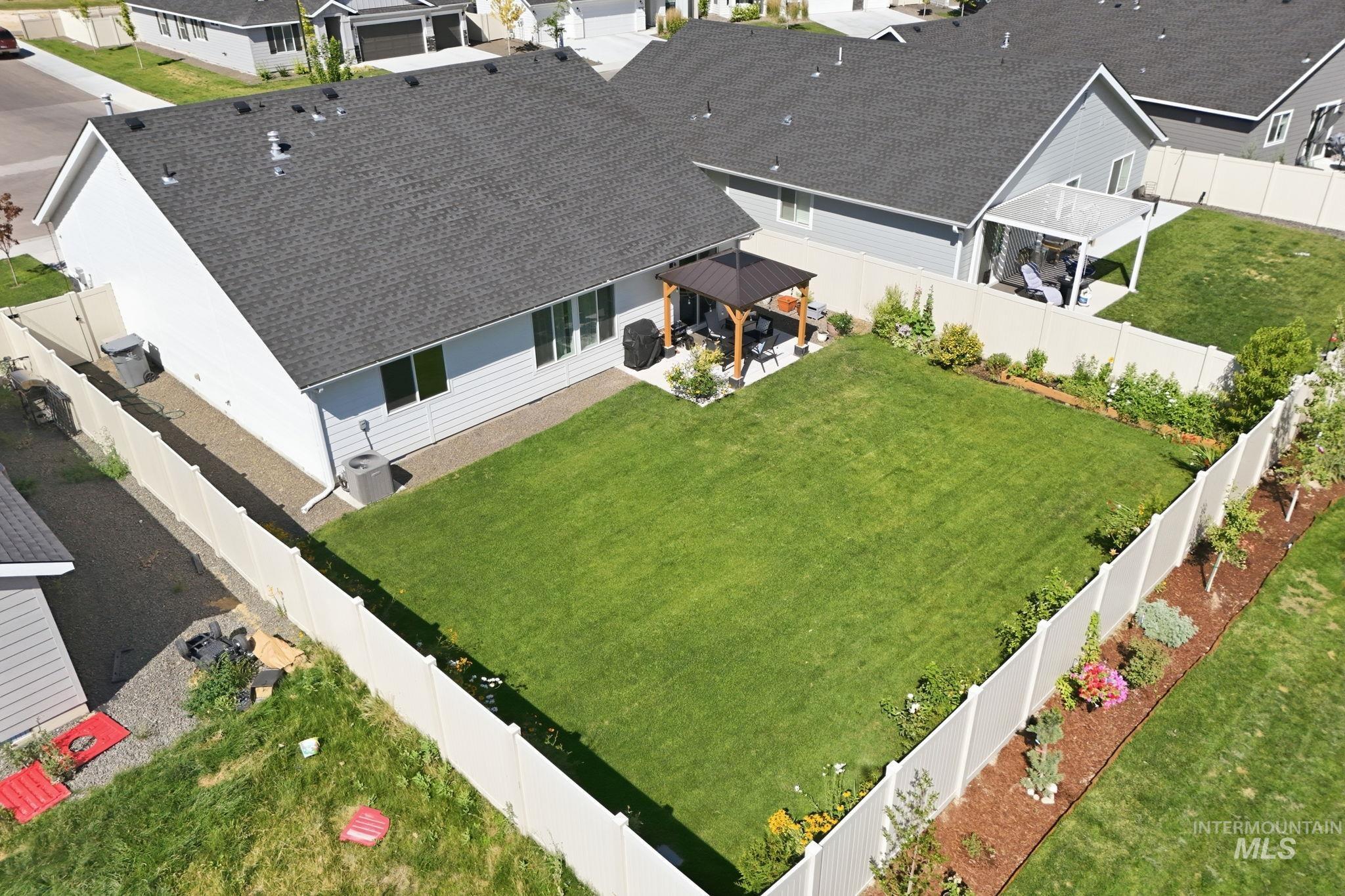19330 Susquehanna Way, Caldwell, Idaho 83605, 3 Bedrooms, 2 Bathrooms, Residential For Sale, Price $379,900,MLS 98993283