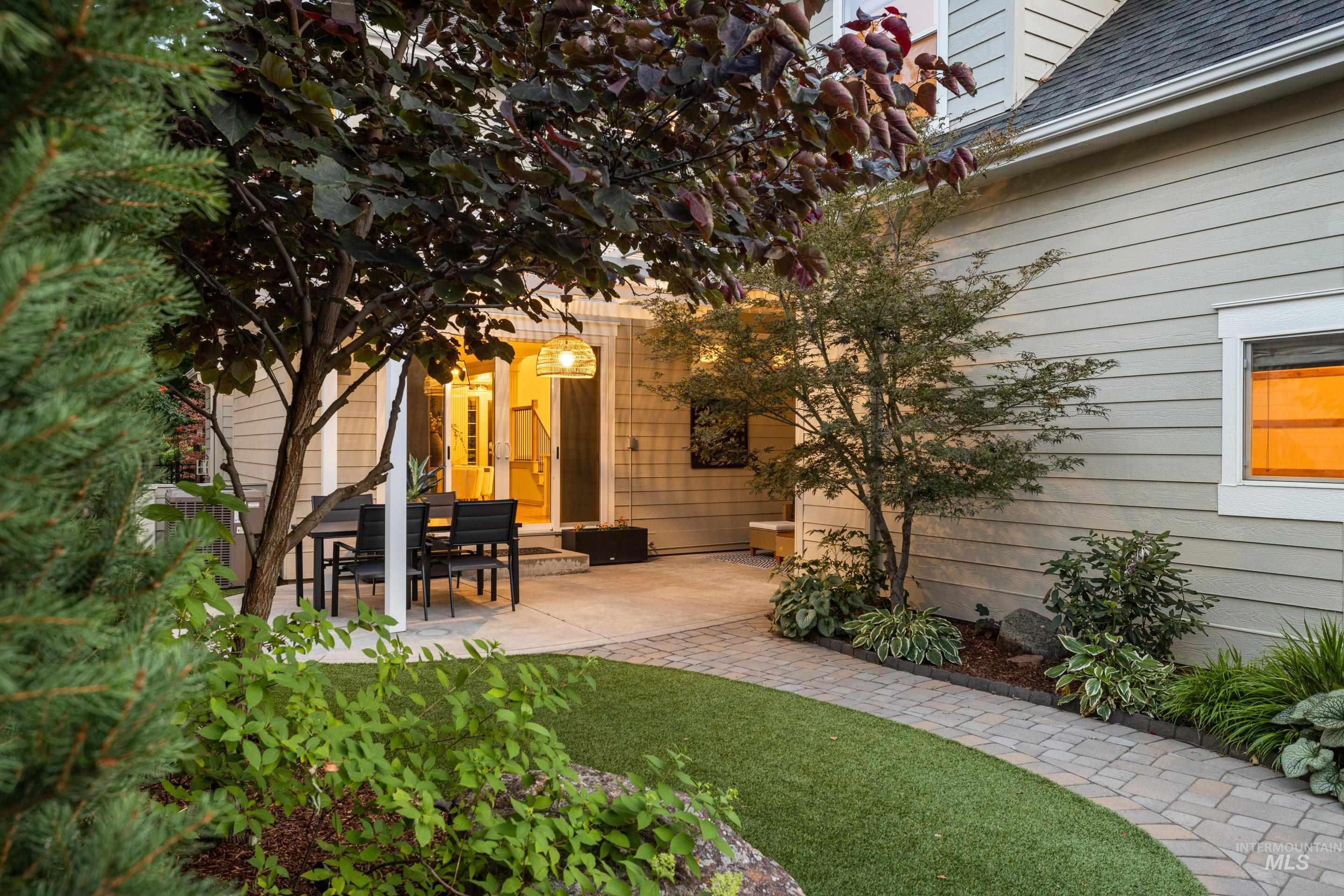 4968 E Arrow Junction Dr, Boise, Idaho 83716, 3 Bedrooms, 2.5 Bathrooms, Residential For Sale, Price $859,900, 98993284