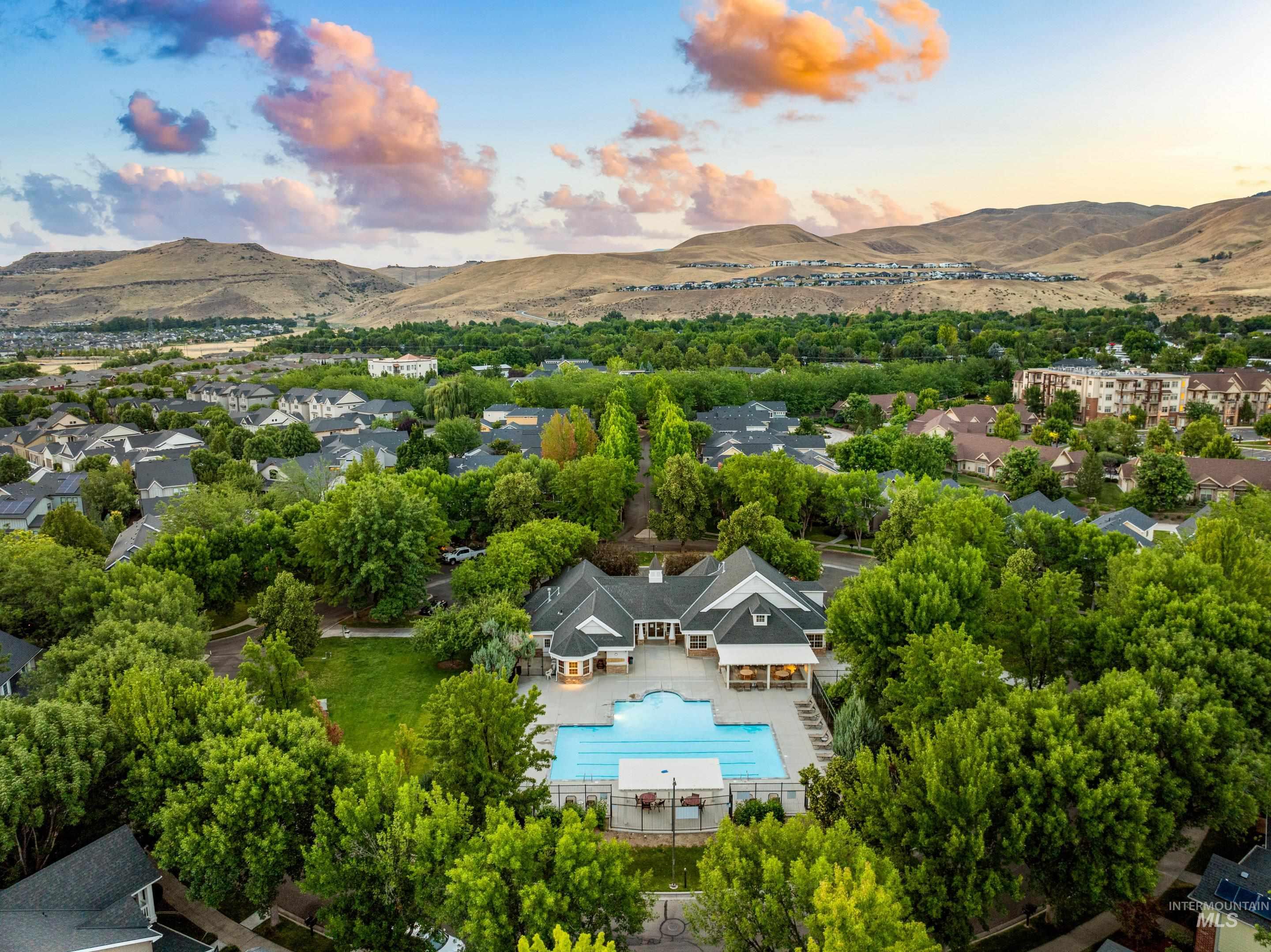 4968 E Arrow Junction Dr, Boise, Idaho 83716, 3 Bedrooms, 2.5 Bathrooms, Residential For Sale, Price $859,900, 98993284