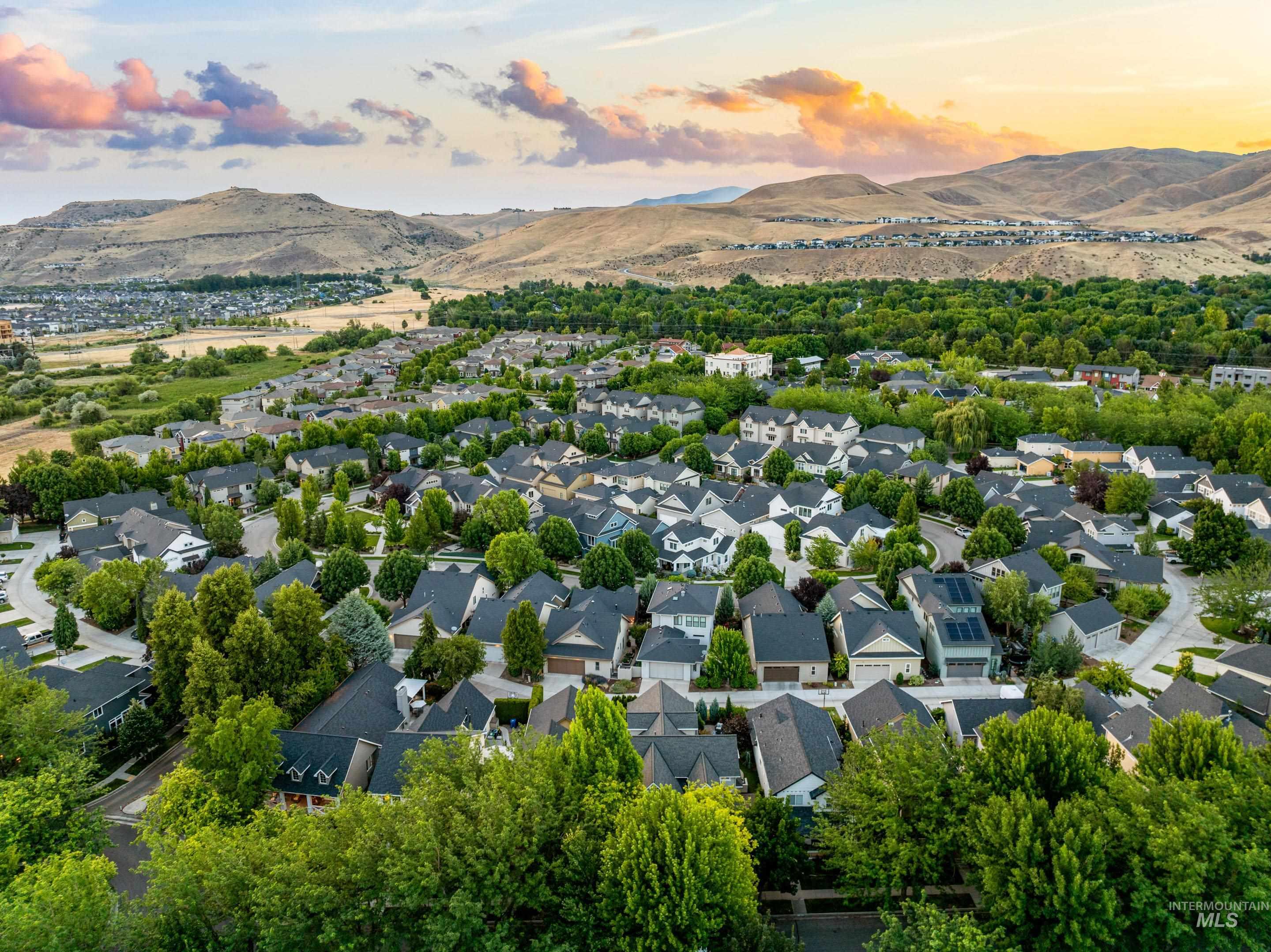 4968 E Arrow Junction Dr, Boise, Idaho 83716, 3 Bedrooms, 2.5 Bathrooms, Residential For Sale, Price $859,900, 98993284