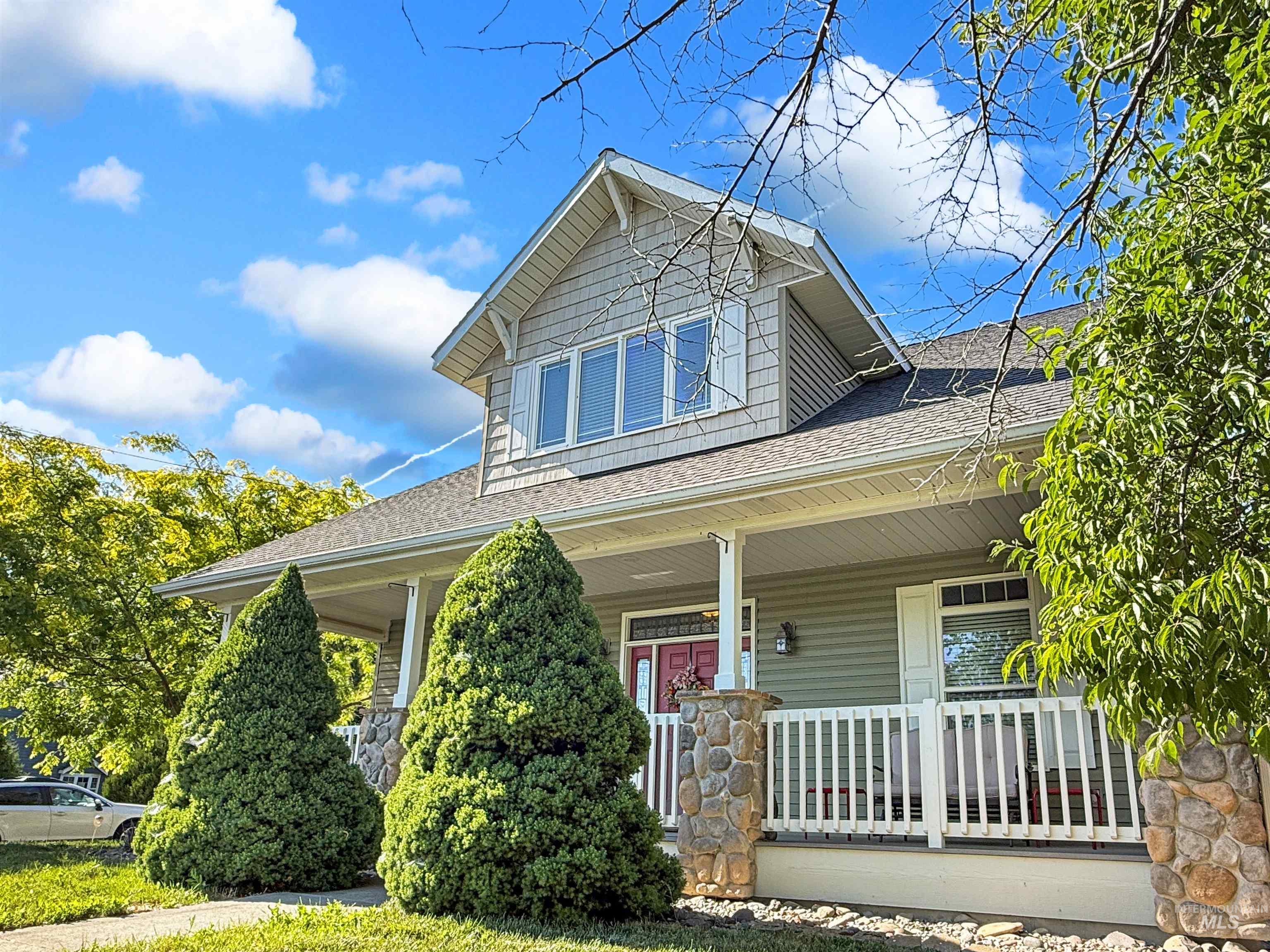 1418 E F Street, Moscow, Idaho 83843-9516, 3 Bedrooms, 2.5 Bathrooms, Residential For Sale, Price $630,000, 98993288