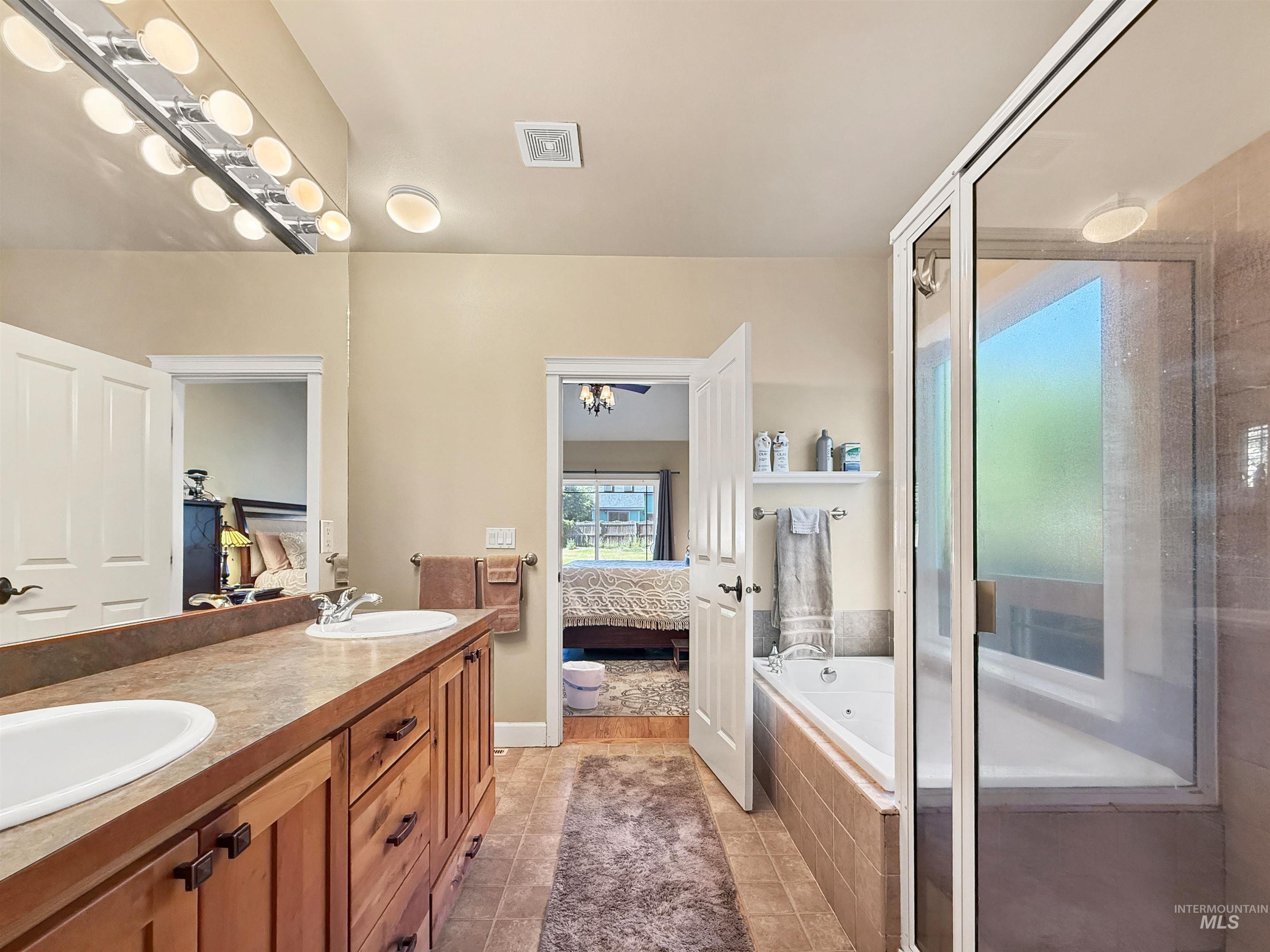 1418 E F Street, Moscow, Idaho 83843-9516, 3 Bedrooms, 2.5 Bathrooms, Residential For Sale, Price $630,000, 98993288