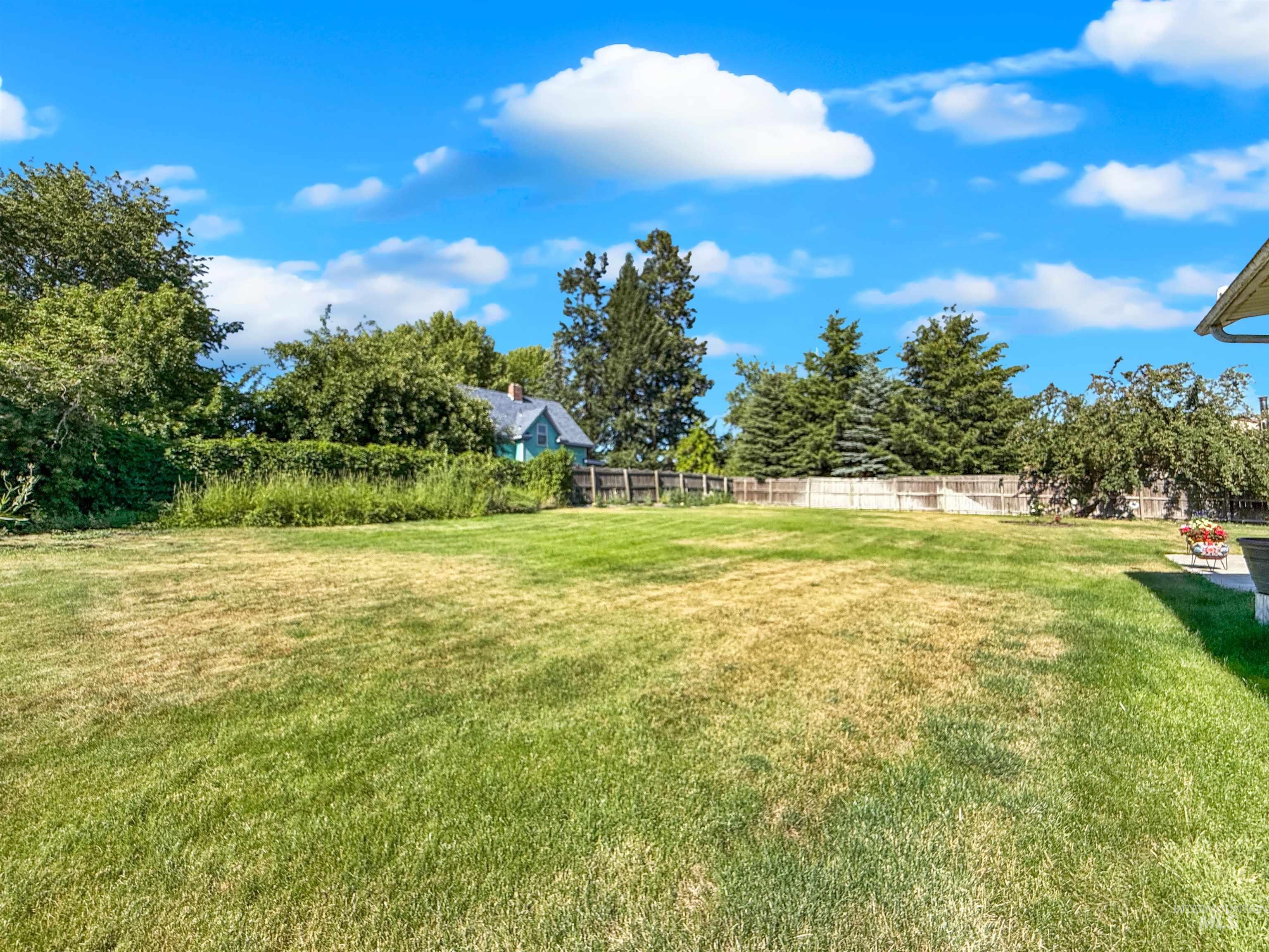 1418 E F Street, Moscow, Idaho 83843-9516, 3 Bedrooms, 2.5 Bathrooms, Residential For Sale, Price $630,000, 98993288