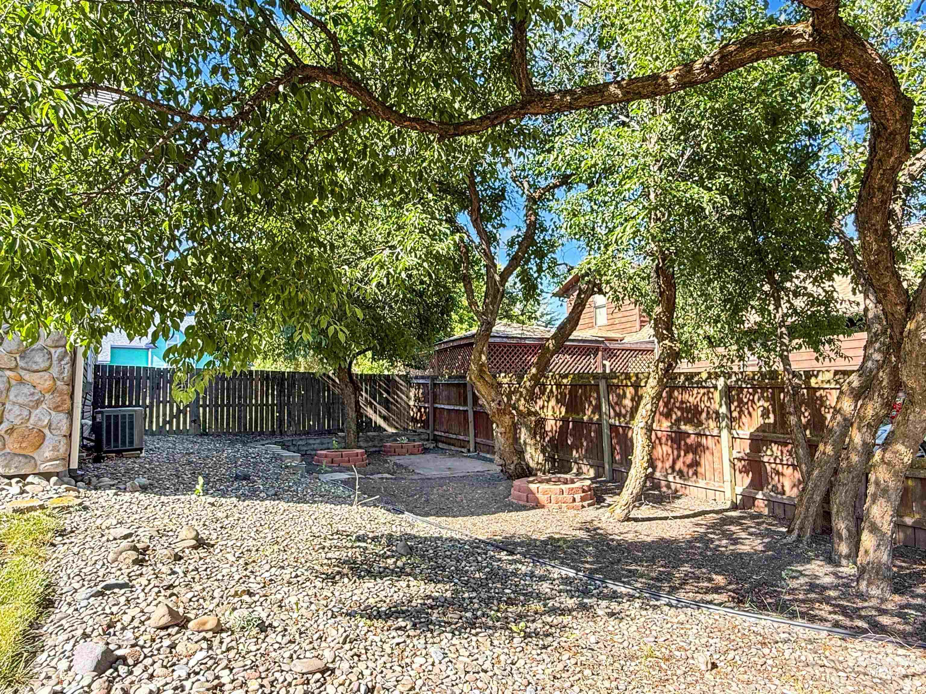 1418 E F Street, Moscow, Idaho 83843-9516, 3 Bedrooms, 2.5 Bathrooms, Residential For Sale, Price $630,000, 98993288