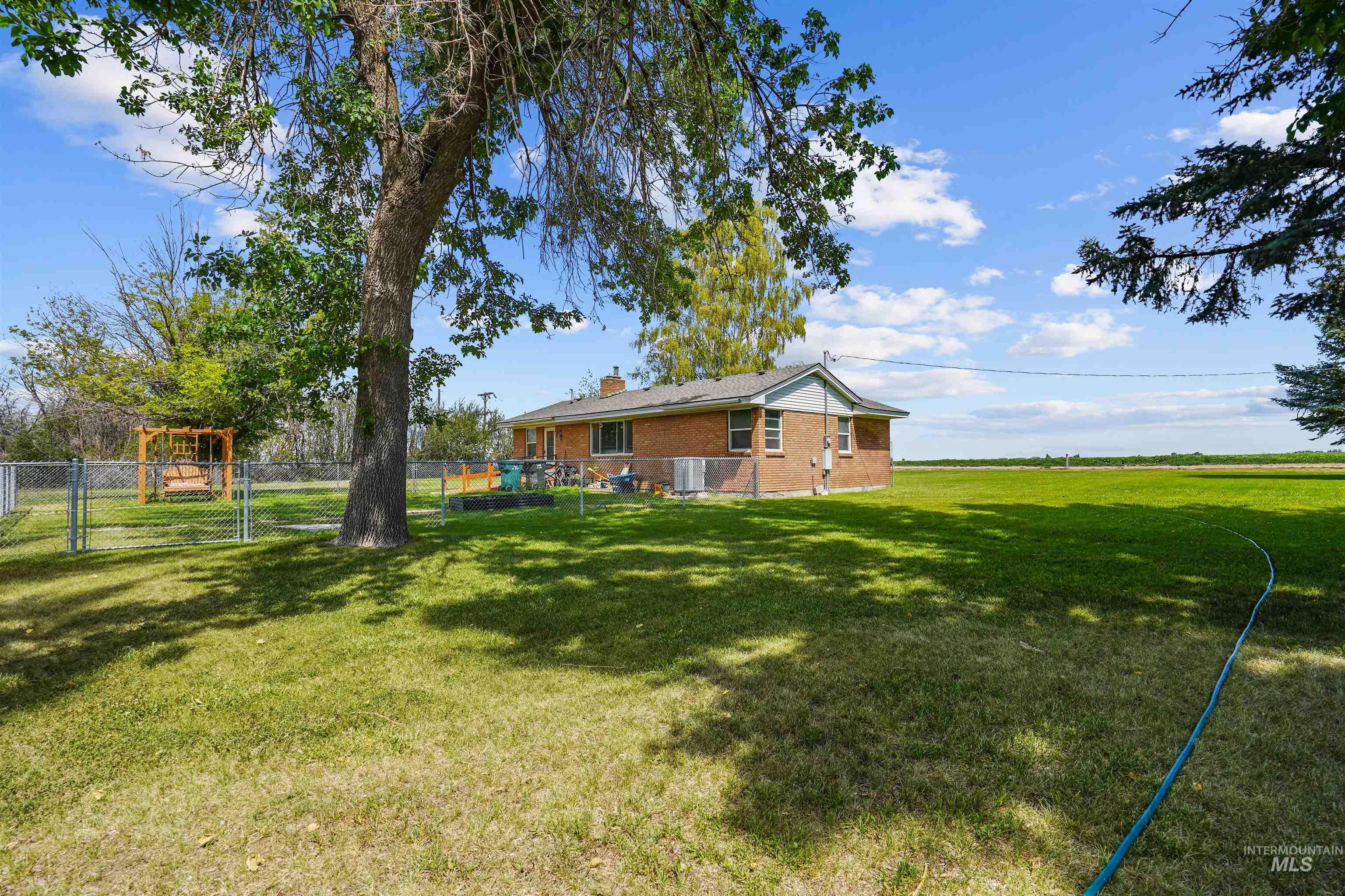 571 E 800 N, Rupert, Idaho 83350, 2 Bedrooms, 1 Bathroom, Residential For Sale, Price $300,000,MLS 98993290