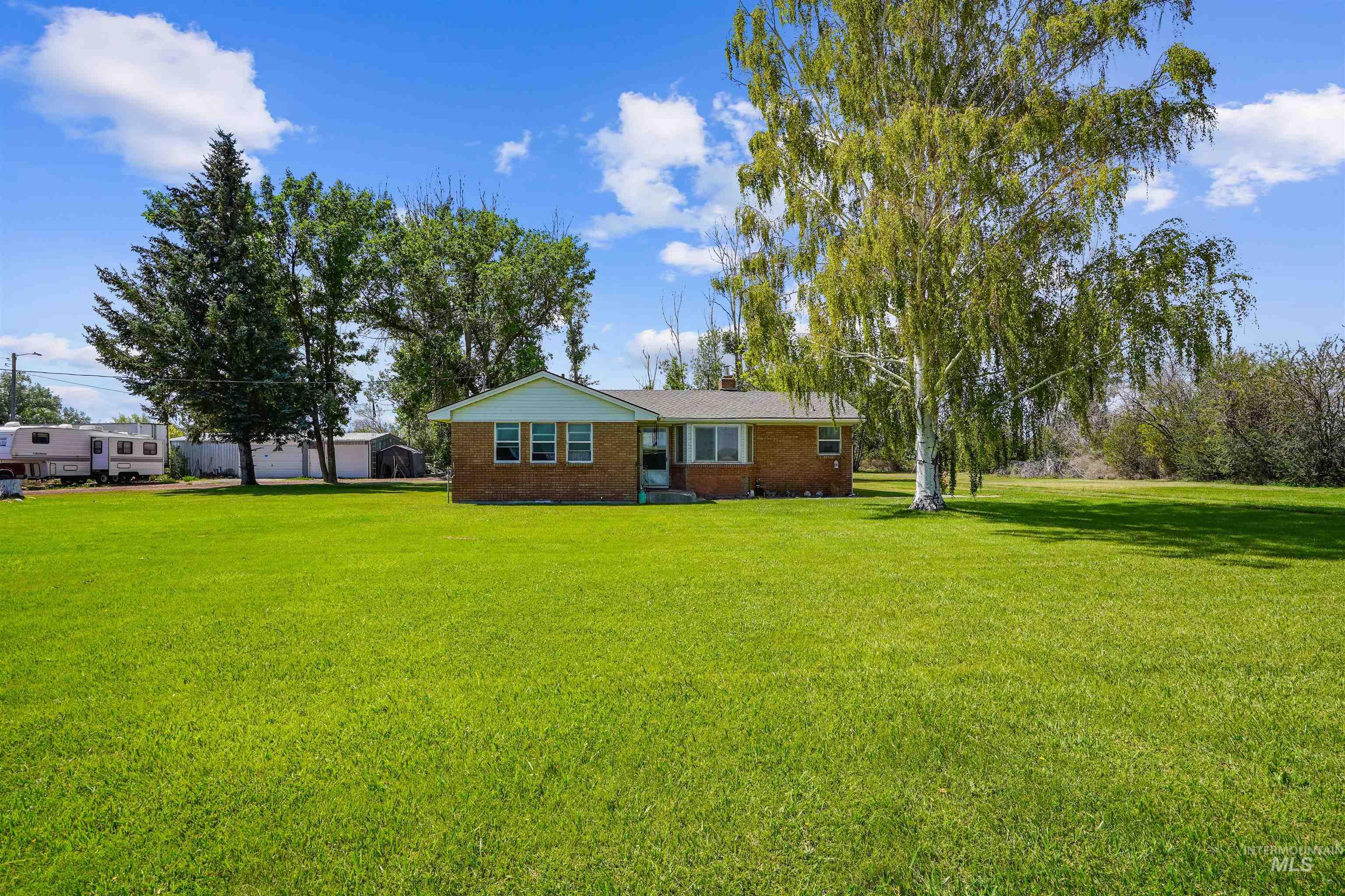 571 E 800 N, Rupert, Idaho 83350, 2 Bedrooms, 1 Bathroom, Residential For Sale, Price $300,000,MLS 98993290
