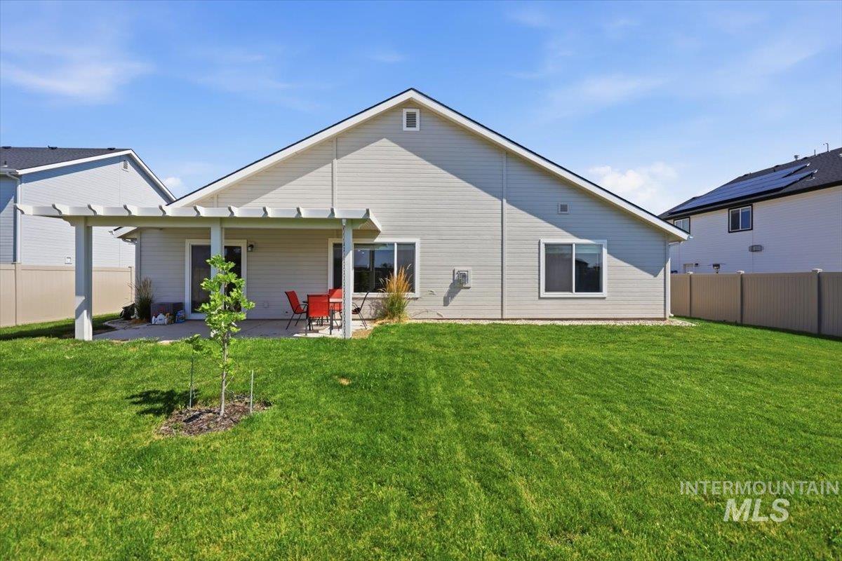 11321 W Broadstone St, Nampa, Idaho 83651, 3 Bedrooms, 3 Bathrooms, Residential For Sale, Price $495,000, 98993292