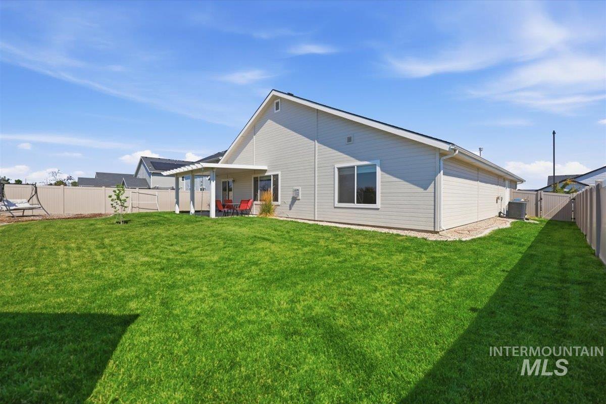 11321 W Broadstone St, Nampa, Idaho 83651, 3 Bedrooms, 3 Bathrooms, Residential For Sale, Price $495,000, 98993292