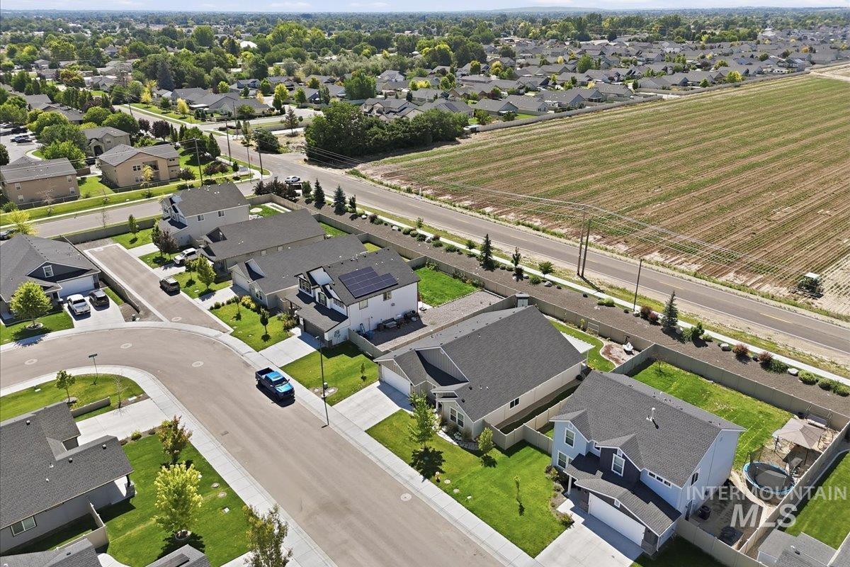 11321 W Broadstone St, Nampa, Idaho 83651, 3 Bedrooms, 3 Bathrooms, Residential For Sale, Price $495,000, 98993292
