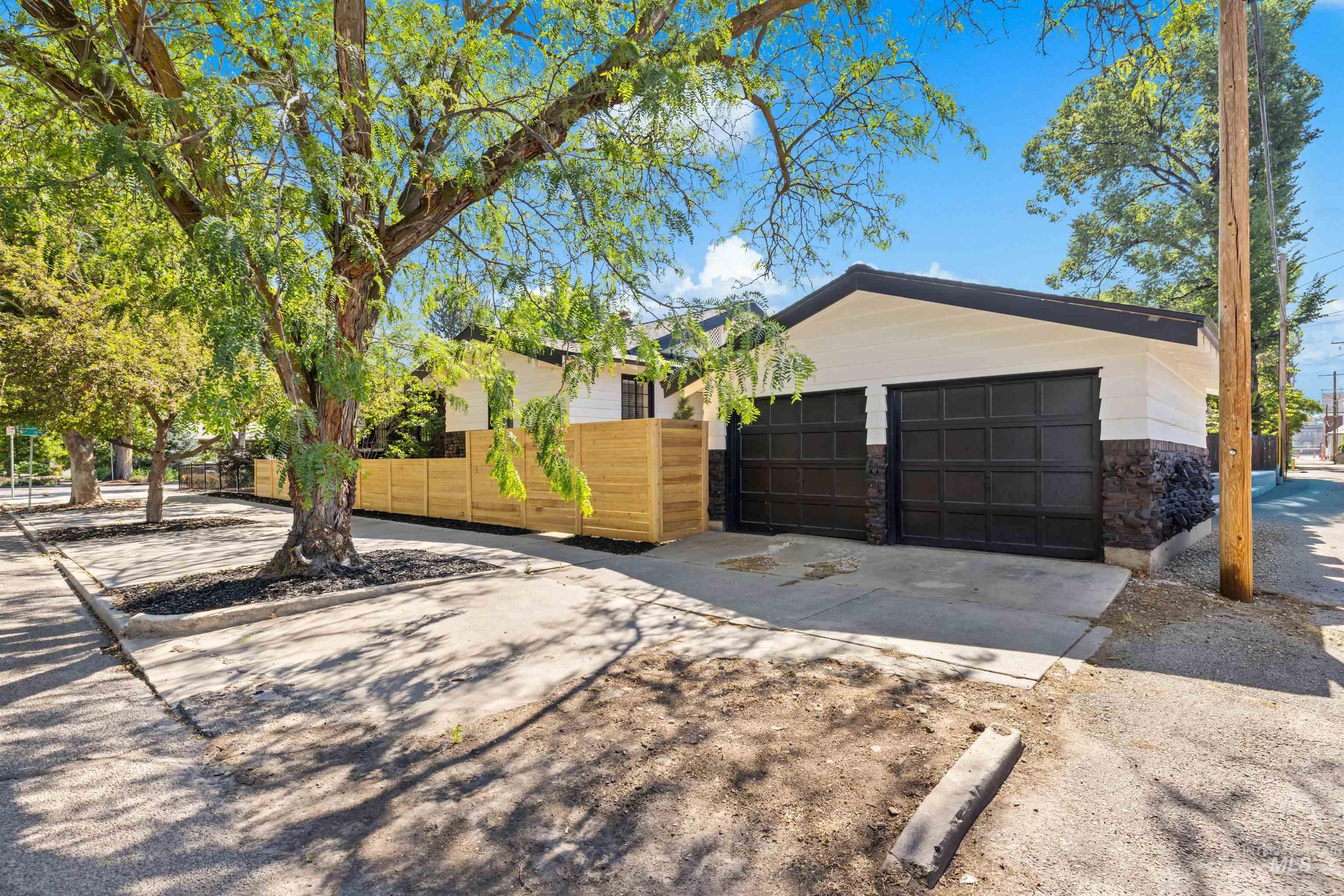 1423 W Franklin Street, Boise, Idaho 83702, 4 Bedrooms, 4 Bathrooms, Residential For Sale, Price $1,395,000, 98993296