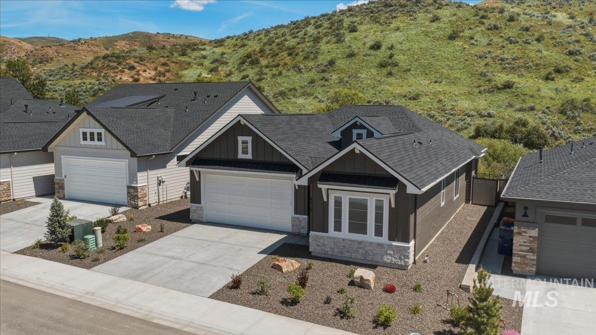 6519 E Richter Dr, Eagle, Idaho 83629, 3 Bedrooms, 2 Bathrooms, Residential For Sale, Price $574,990,MLS 98993308