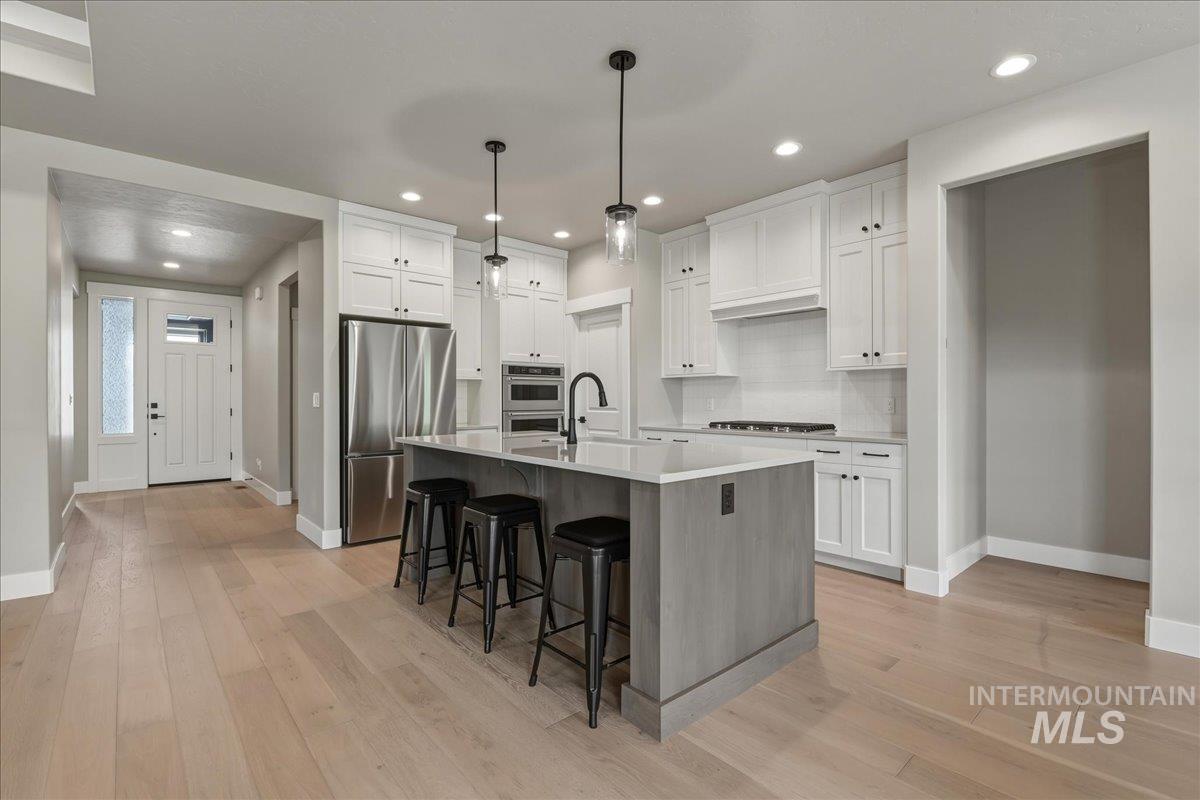 6519 E Richter Dr, Eagle, Idaho 83629, 3 Bedrooms, 2 Bathrooms, Residential For Sale, Price $574,990,MLS 98993308