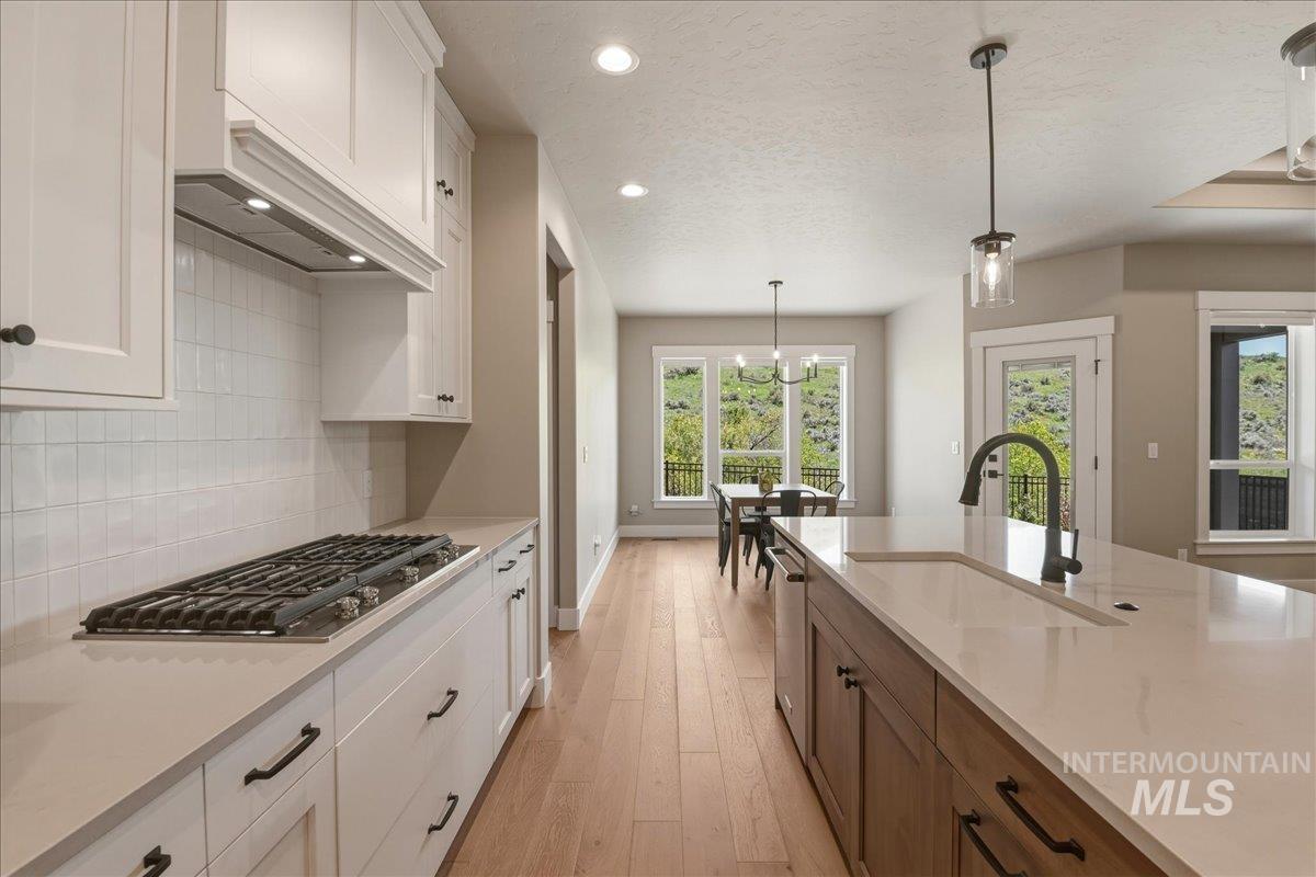 6519 E Richter Dr, Eagle, Idaho 83629, 3 Bedrooms, 2 Bathrooms, Residential For Sale, Price $574,990,MLS 98993308