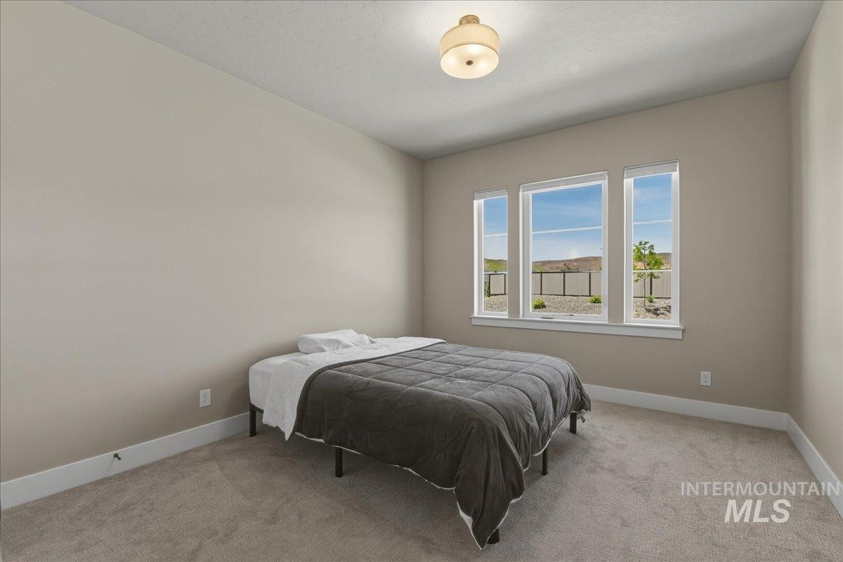 6519 E Richter Dr, Eagle, Idaho 83629, 3 Bedrooms, 2 Bathrooms, Residential For Sale, Price $574,990,MLS 98993308