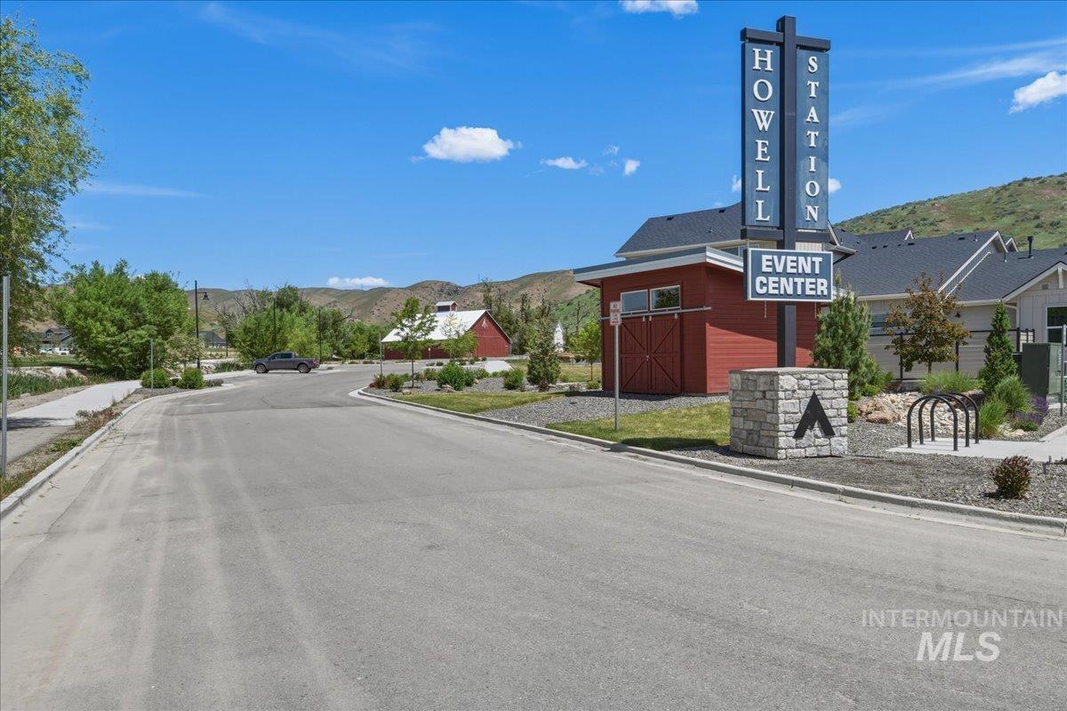 6519 E Richter Dr, Eagle, Idaho 83629, 3 Bedrooms, 2 Bathrooms, Residential For Sale, Price $574,990,MLS 98993308