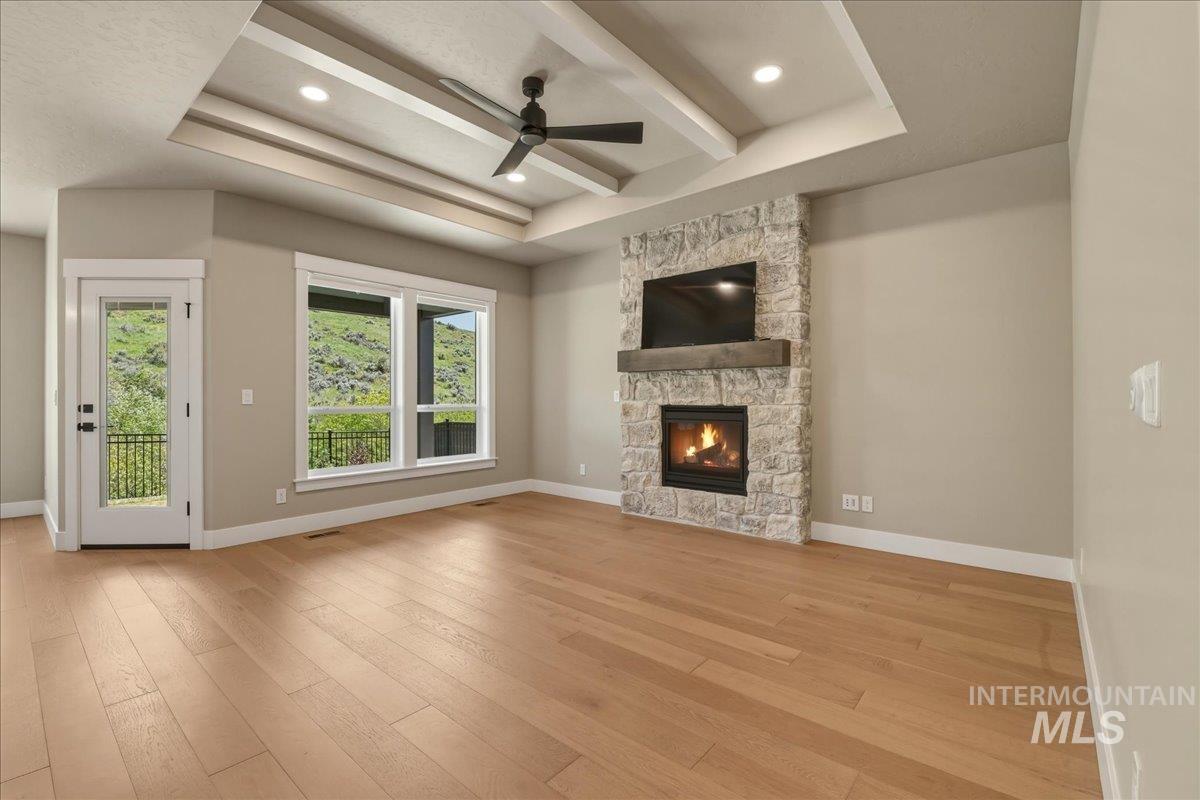 6519 E Richter Dr, Eagle, Idaho 83629, 3 Bedrooms, 2 Bathrooms, Residential For Sale, Price $574,990,MLS 98993308