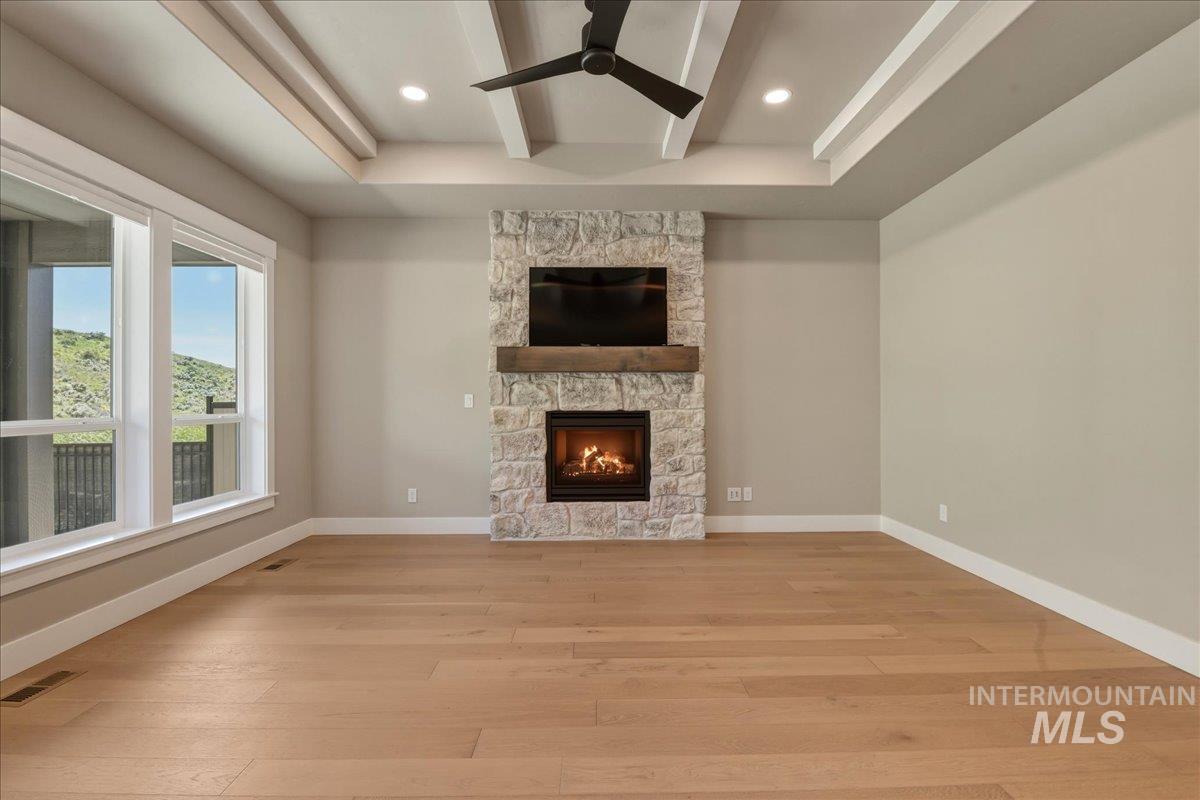 6519 E Richter Dr, Eagle, Idaho 83629, 3 Bedrooms, 2 Bathrooms, Residential For Sale, Price $574,990,MLS 98993308