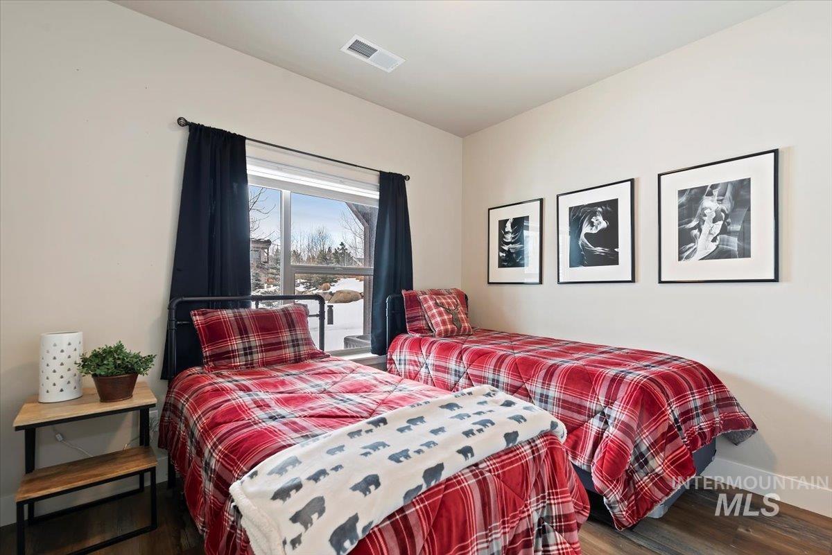 314 Broken Creek, McCall, Idaho 83638, 3 Bedrooms, 3 Bathrooms, Residential For Sale, Price $569,900,MLS 98993309